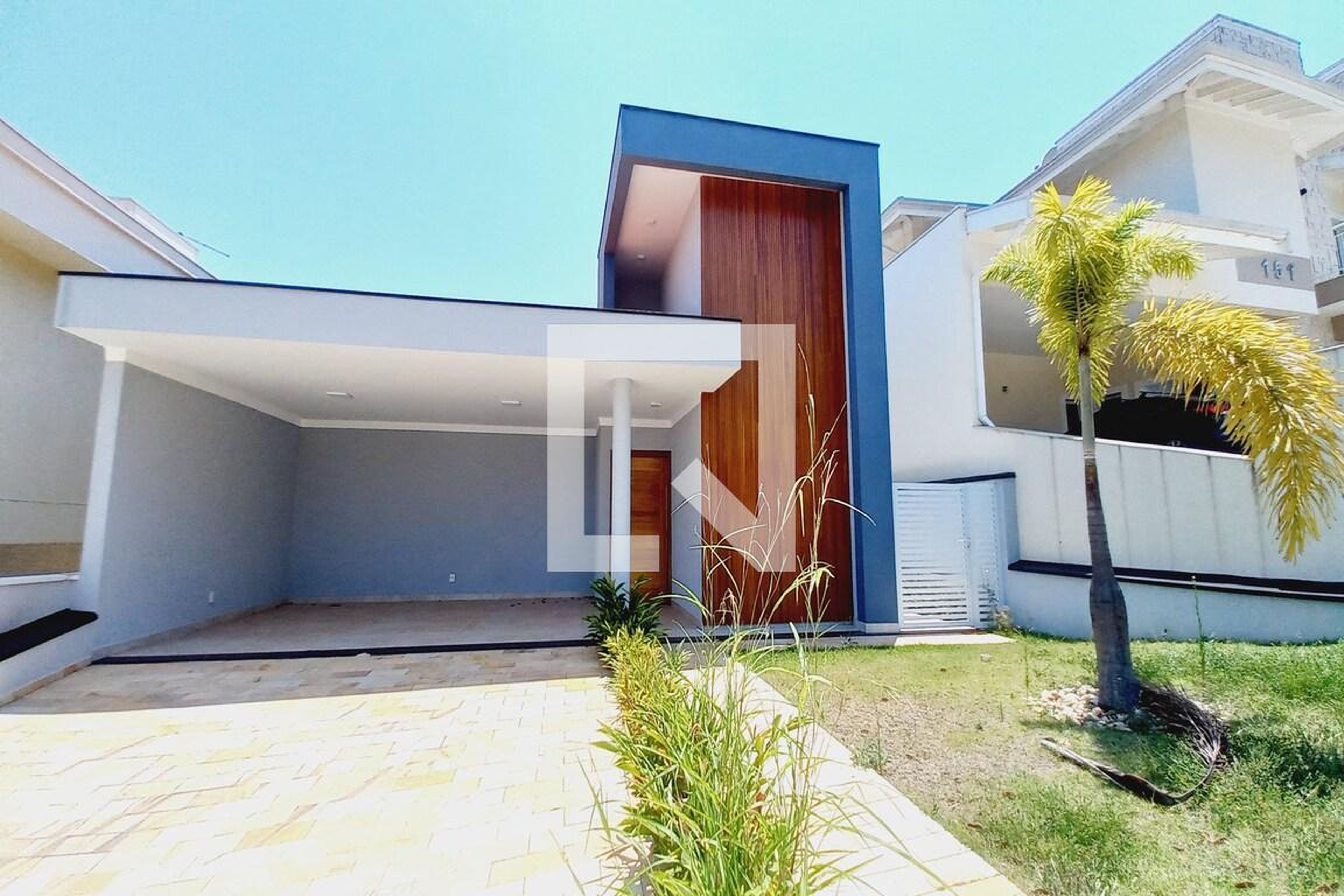 Fachada do Prédio Condomínio em Rua Leonilda Bassan Bolini, 127