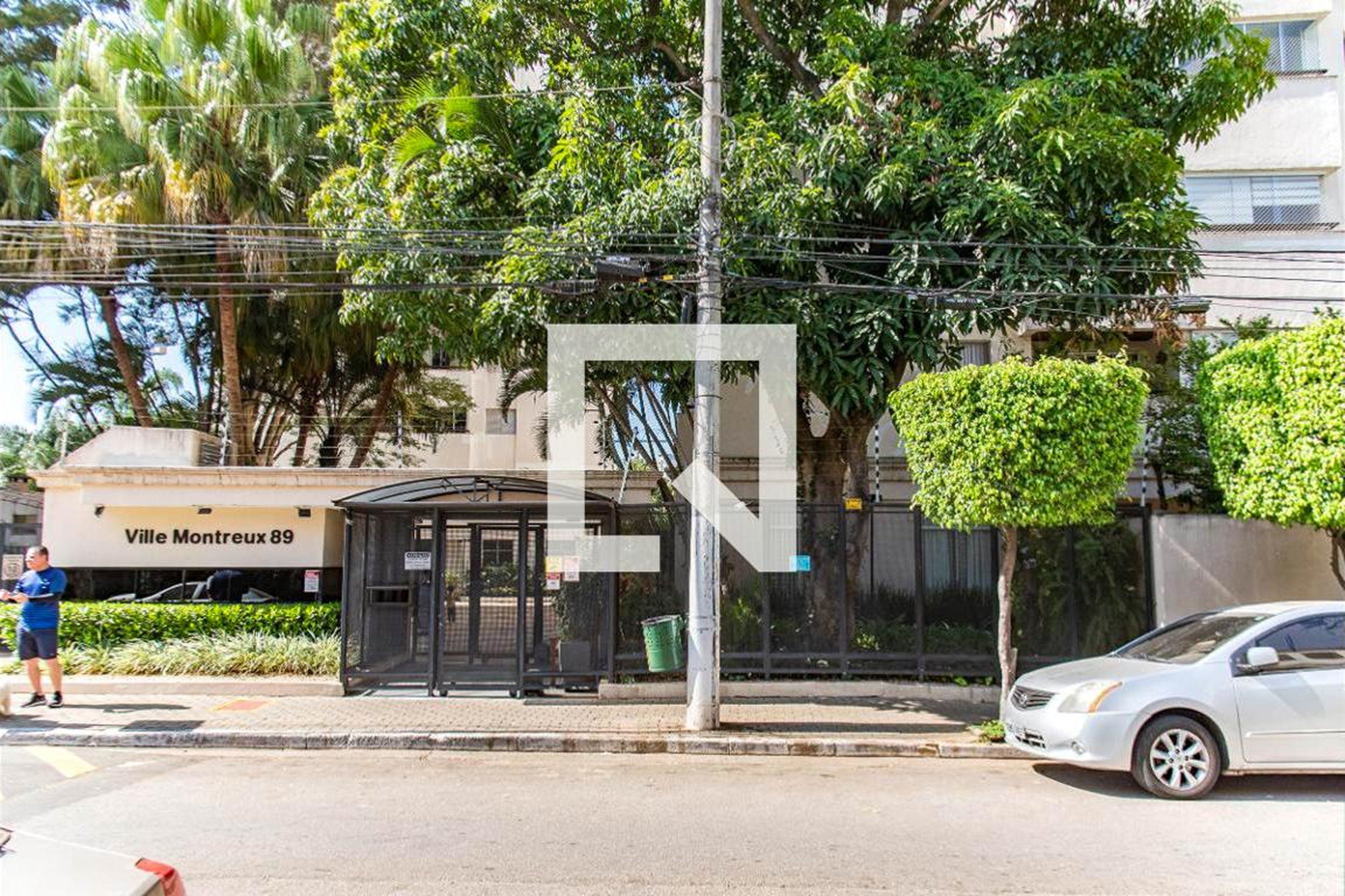 Fachada Condomínio em Rua Malebranche, 98