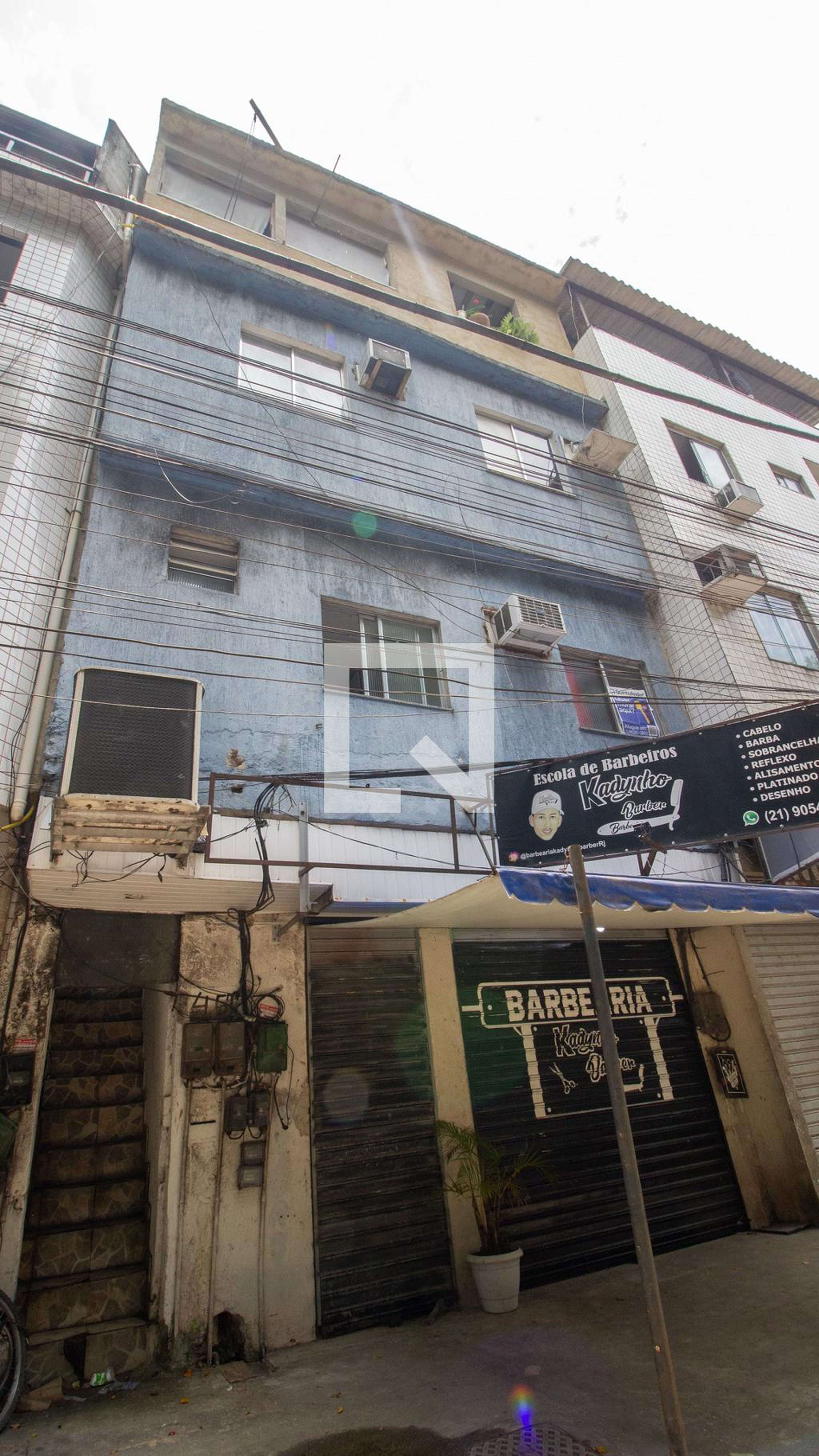 Fachada Condomínio em Avenida Canal das Taxas, 45