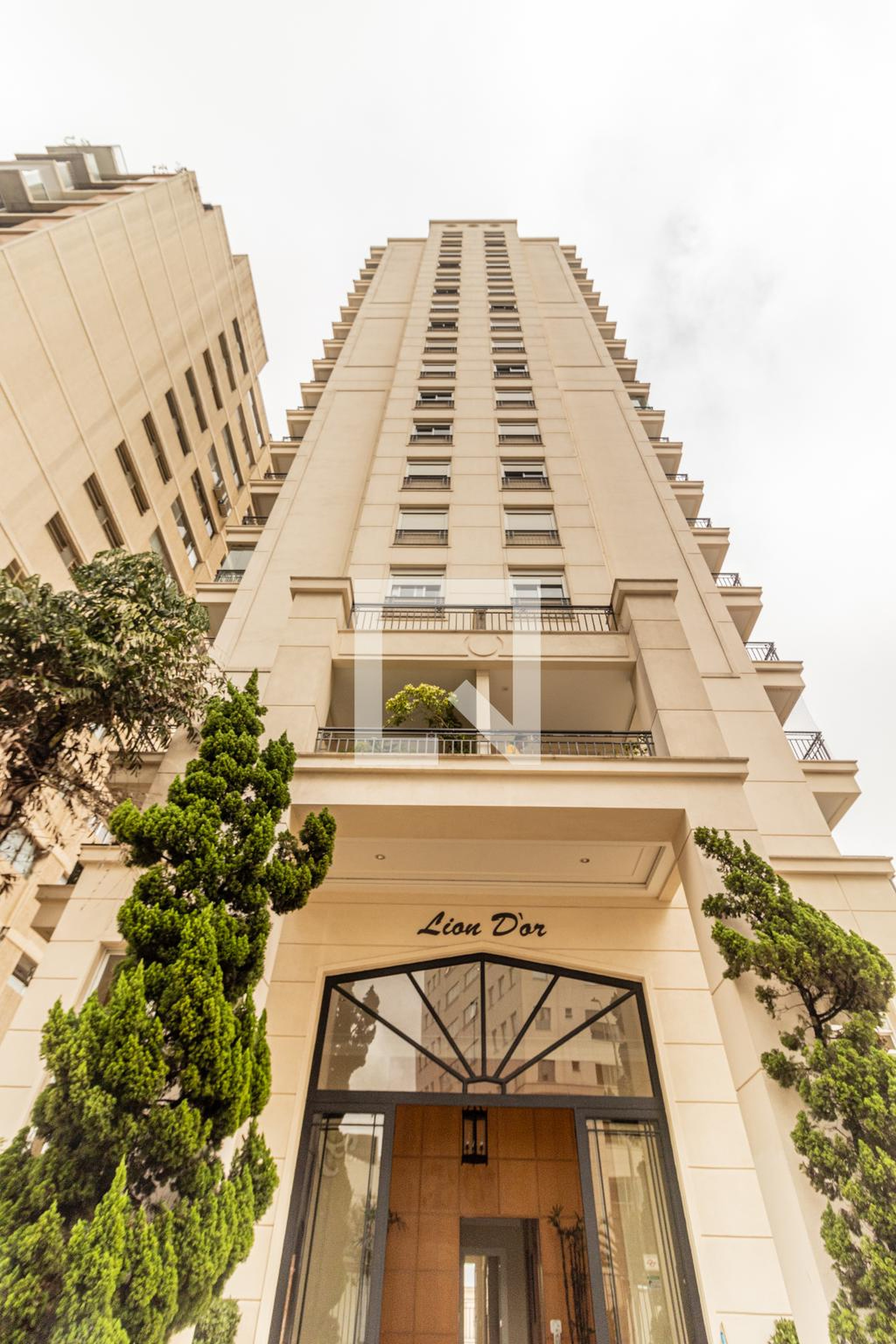 Fachada do Prédio Condomínio Lion Dor