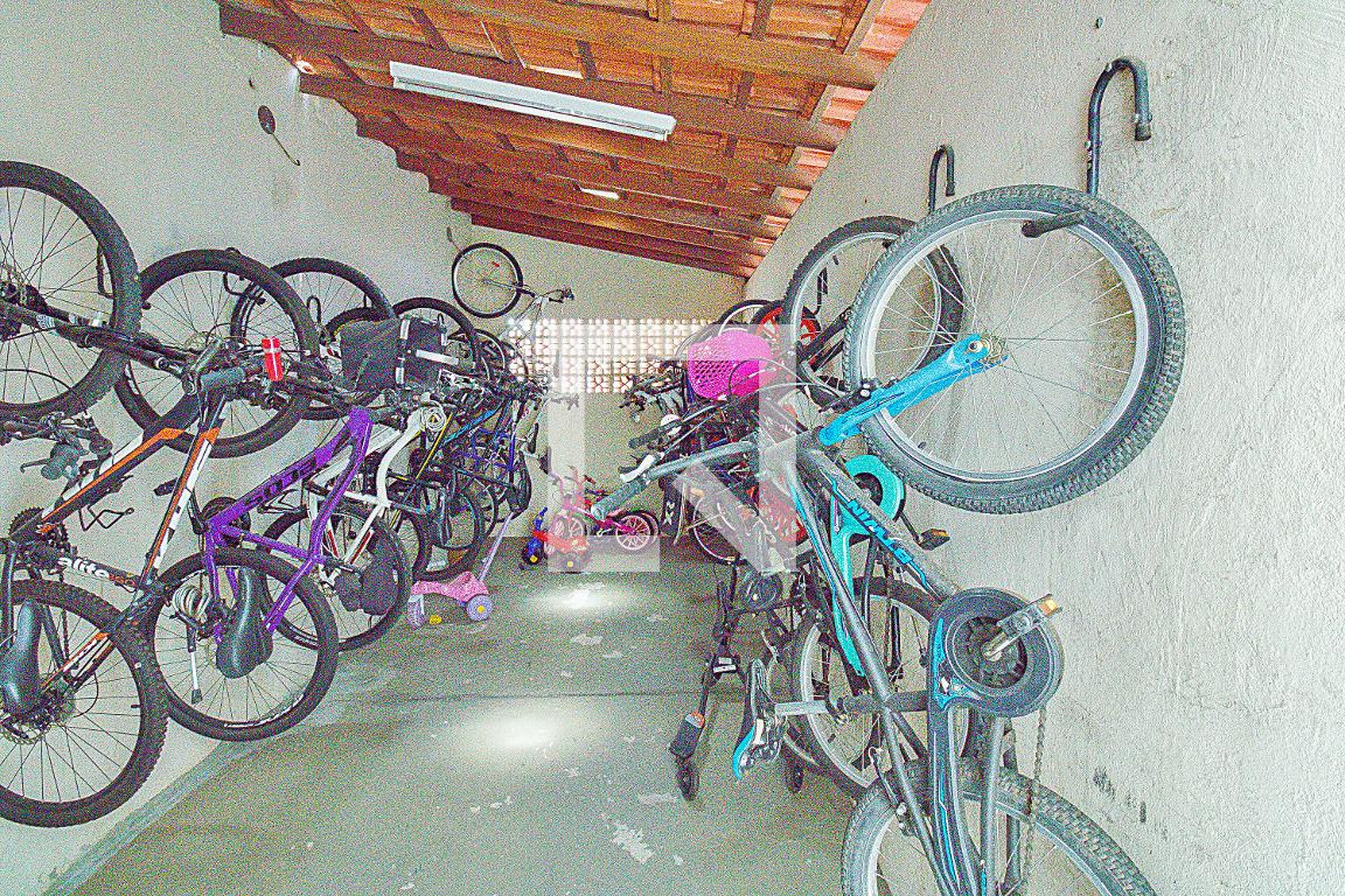 Bicicletario - Edifício Treviso