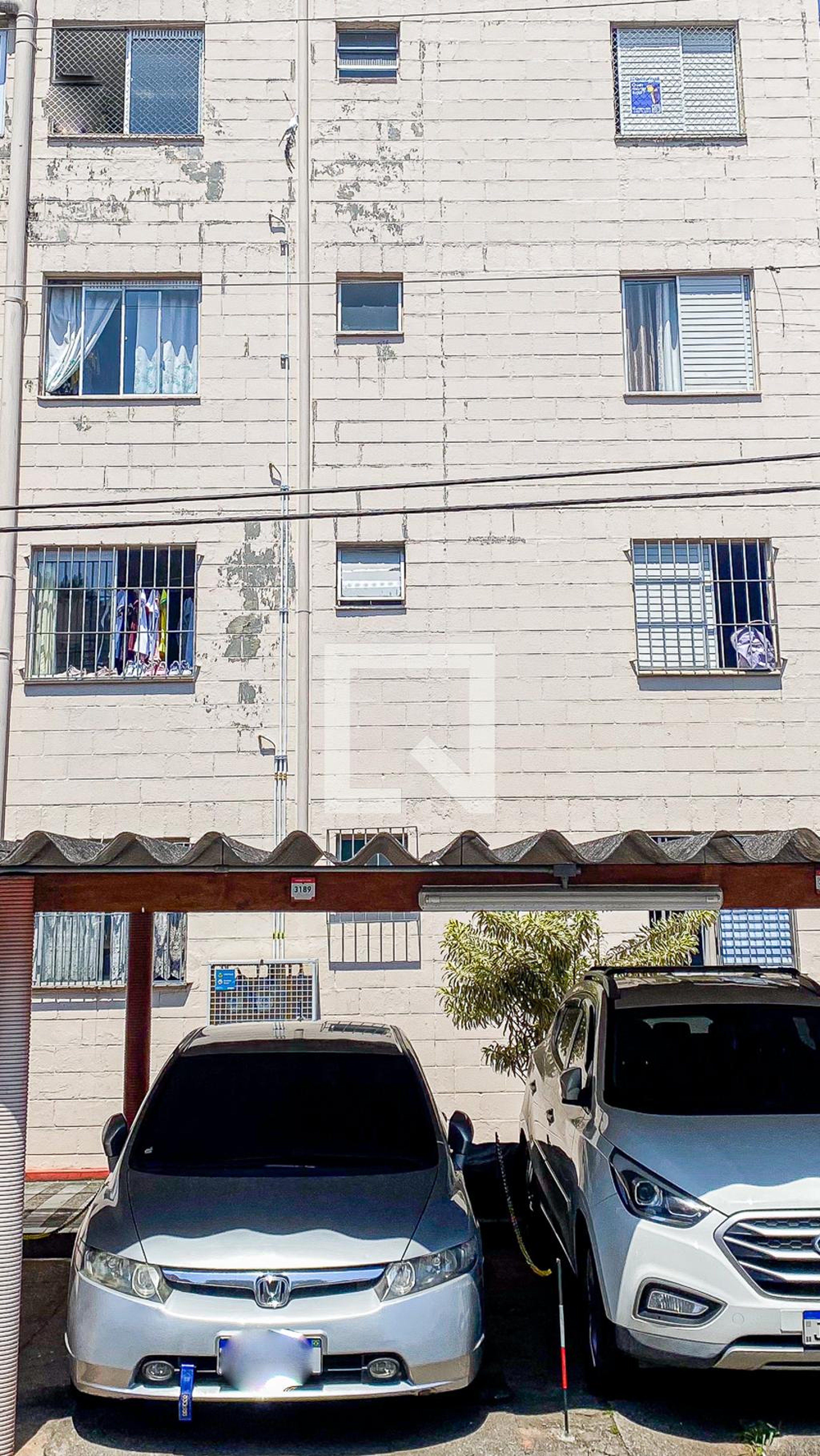 Fachada Condomínio em Rua Doutor Nelo Rosate, 13