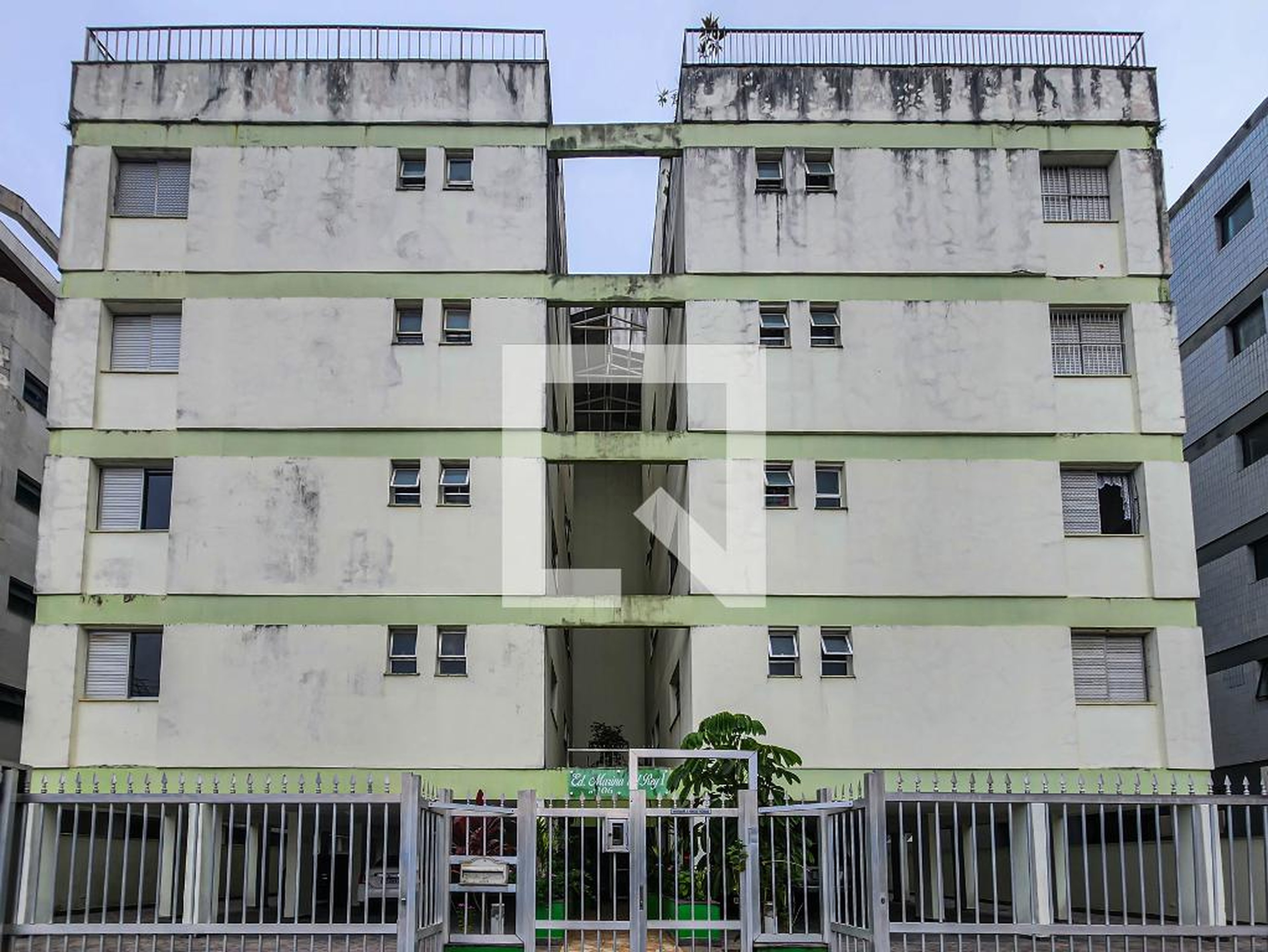 Fachada Condomínio em Avenida Marechal Deodoro da Fonseca, 1069