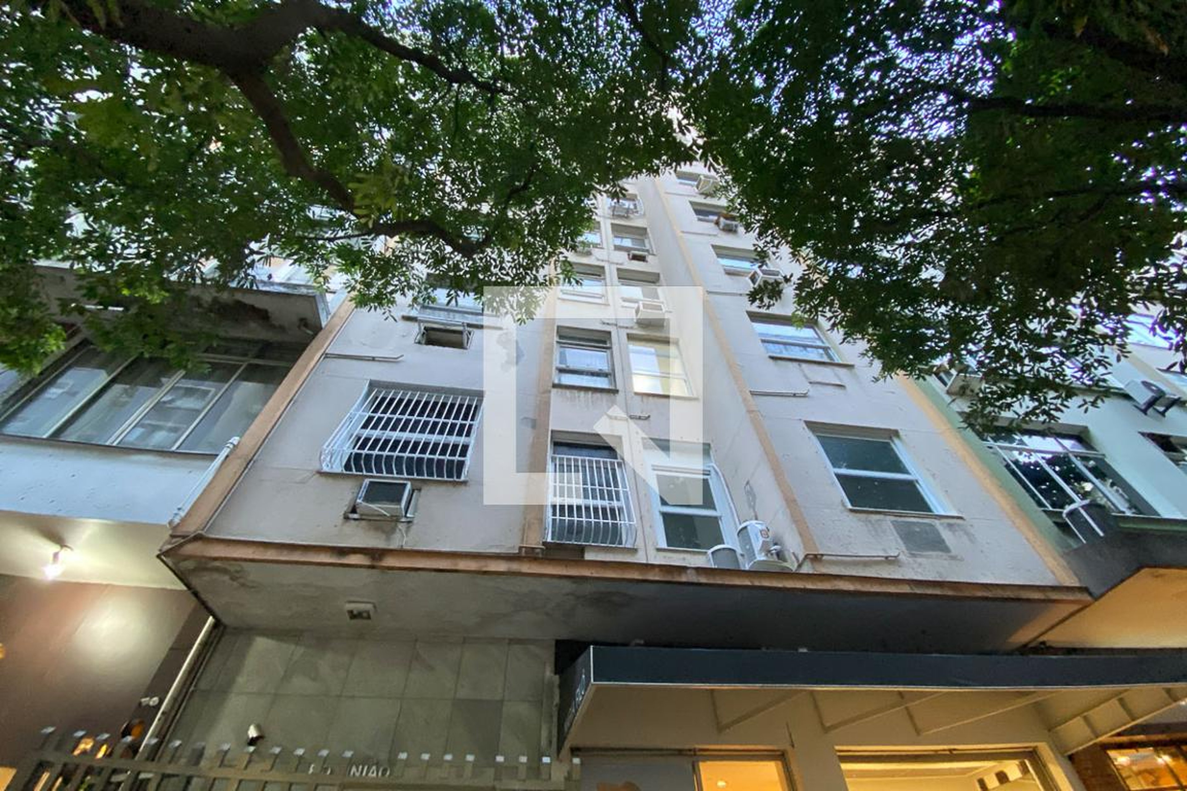 Fachada Condomínio em Rua Santa Clara, 46