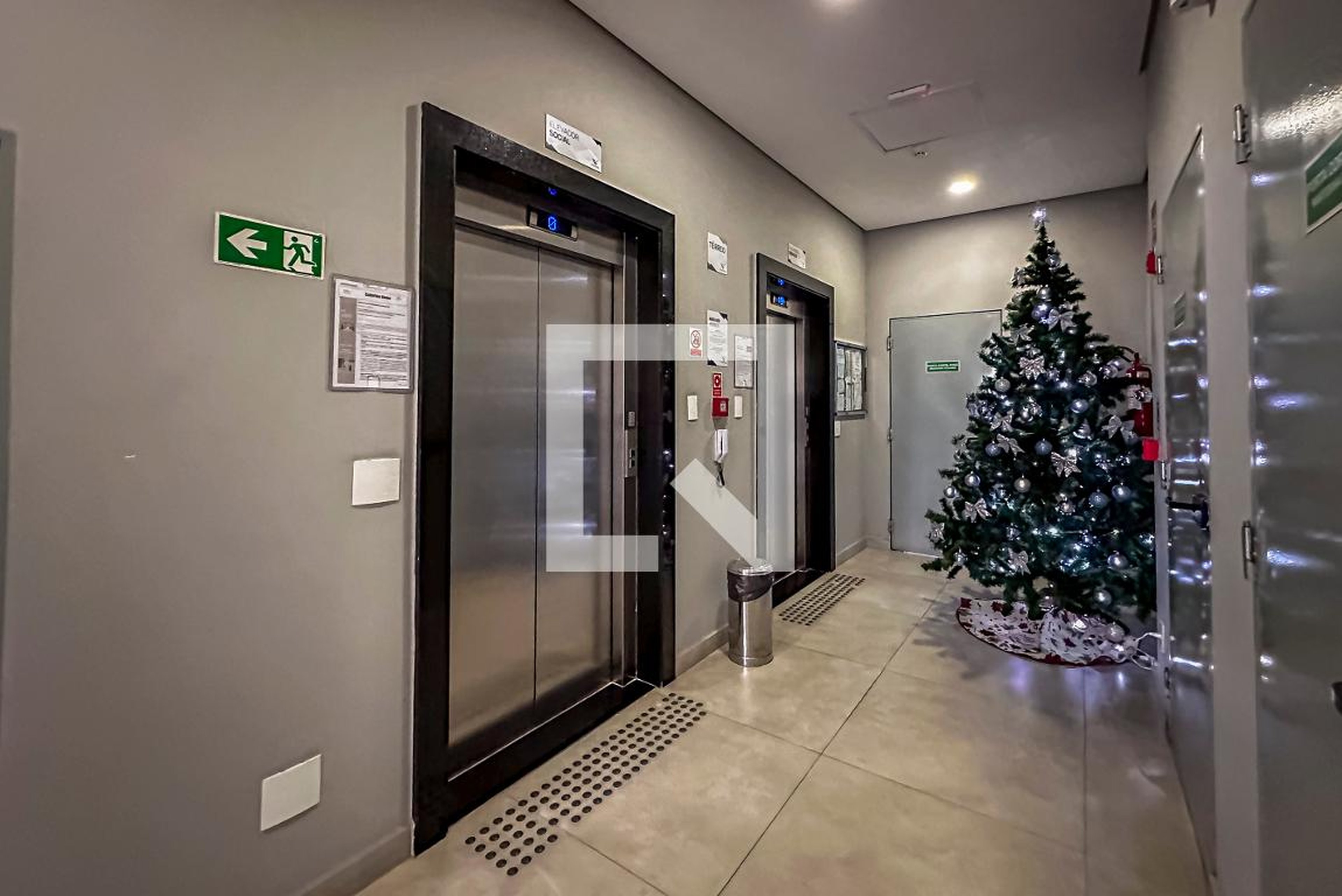 Hall de entrada - Colorino di Antinori