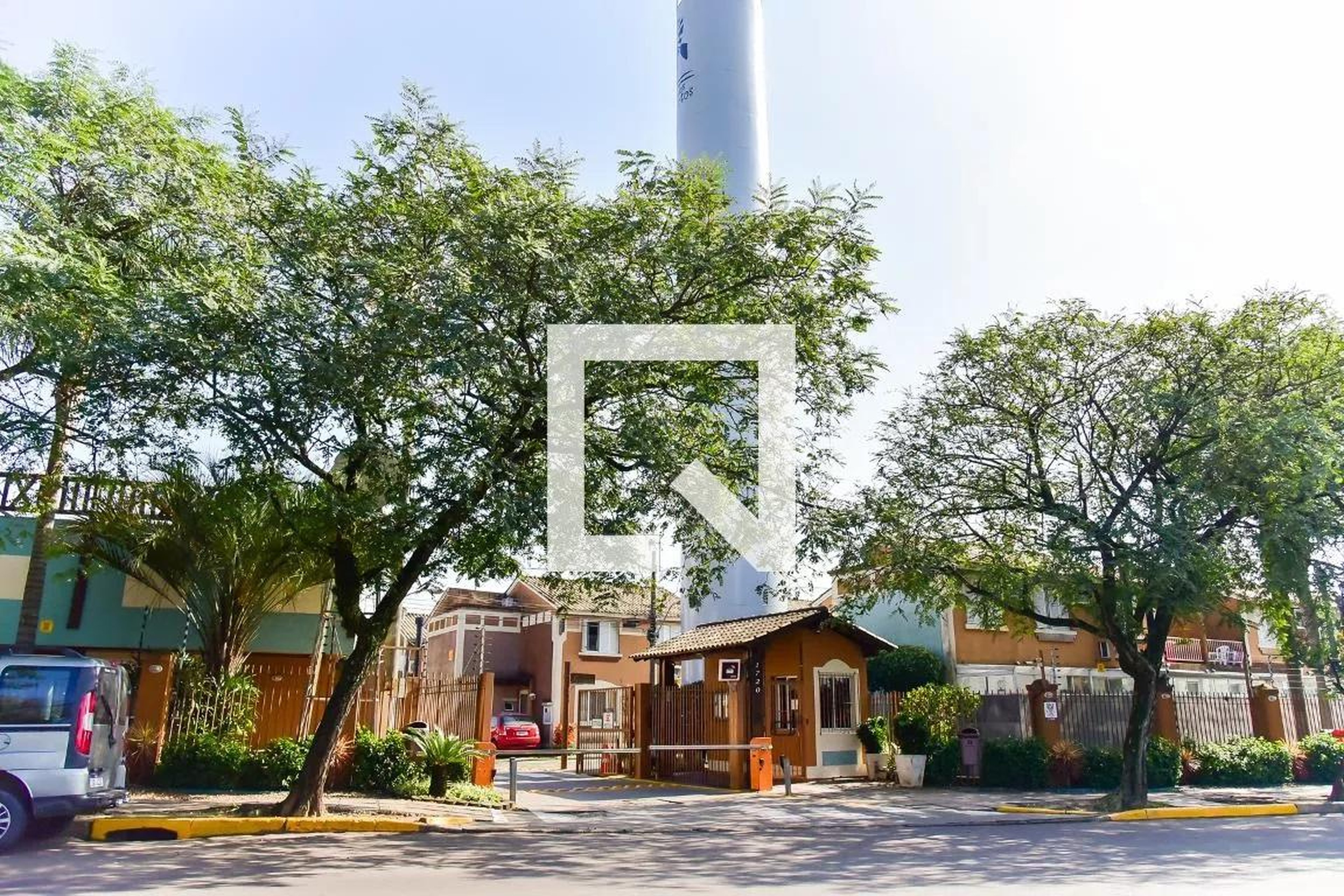 Fachada do Condomínio Condomínio Chácara dos Cataventos