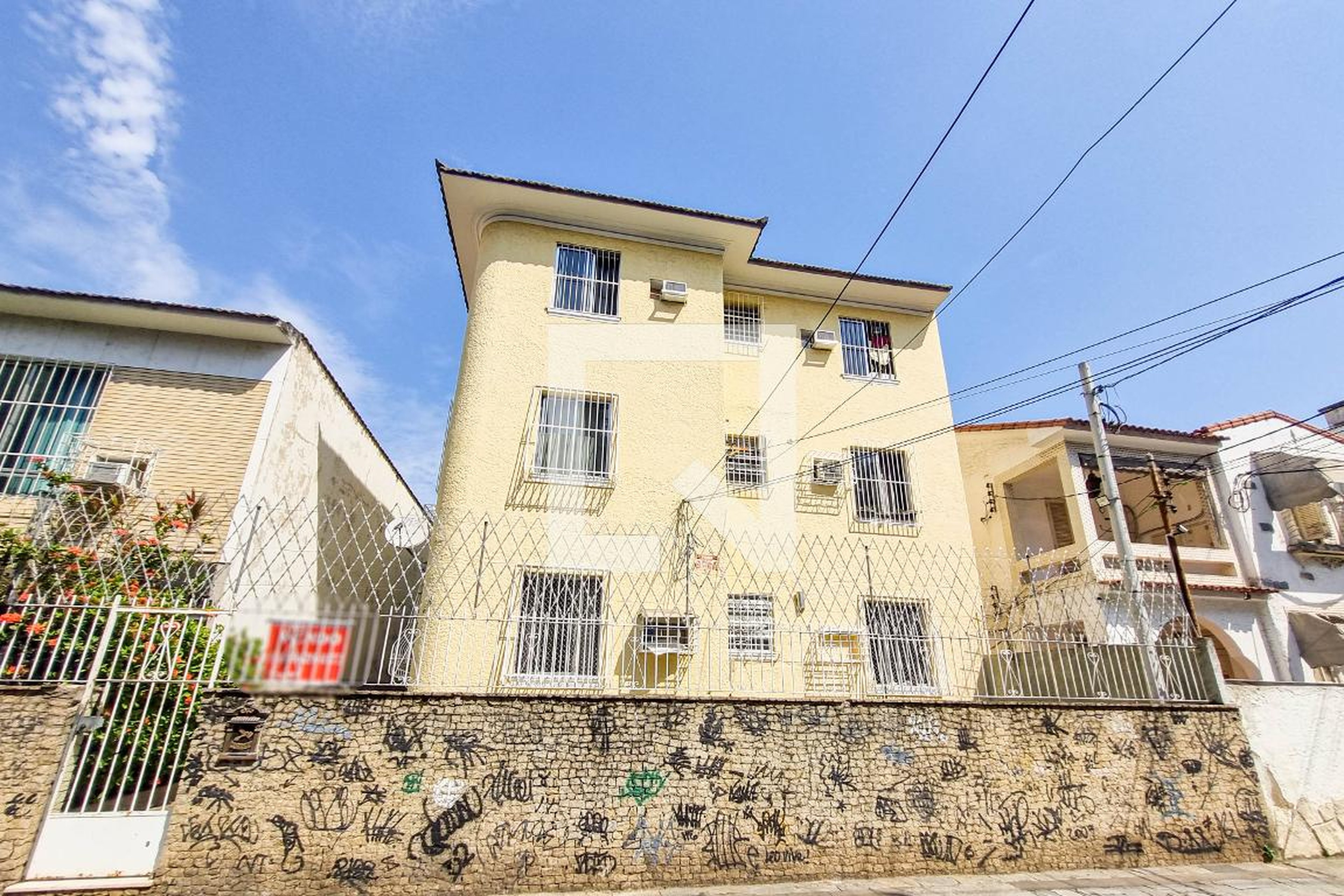 Fachada Condomínio Casa das Orquídeas