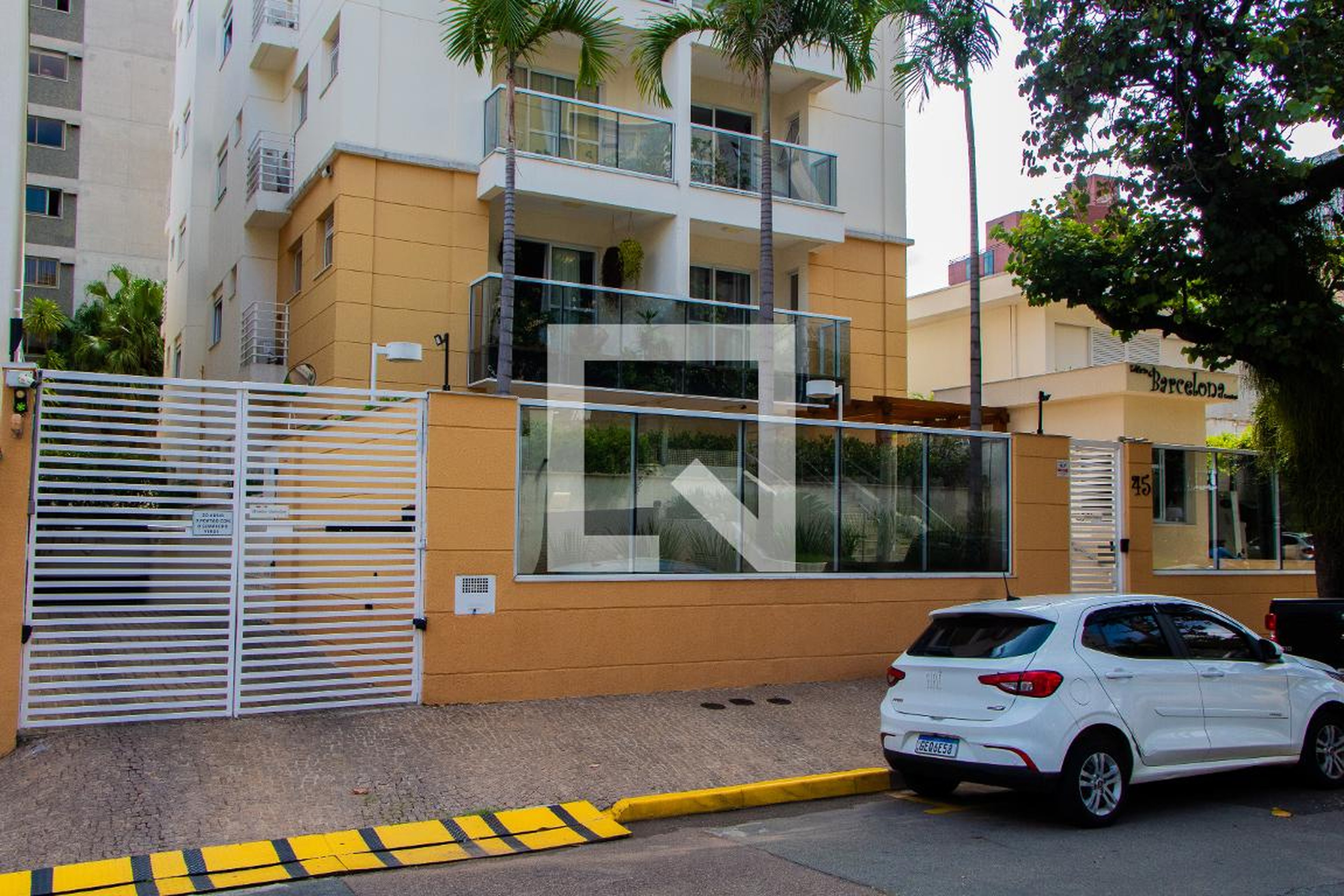 FACHADA Condomínio Barcelona