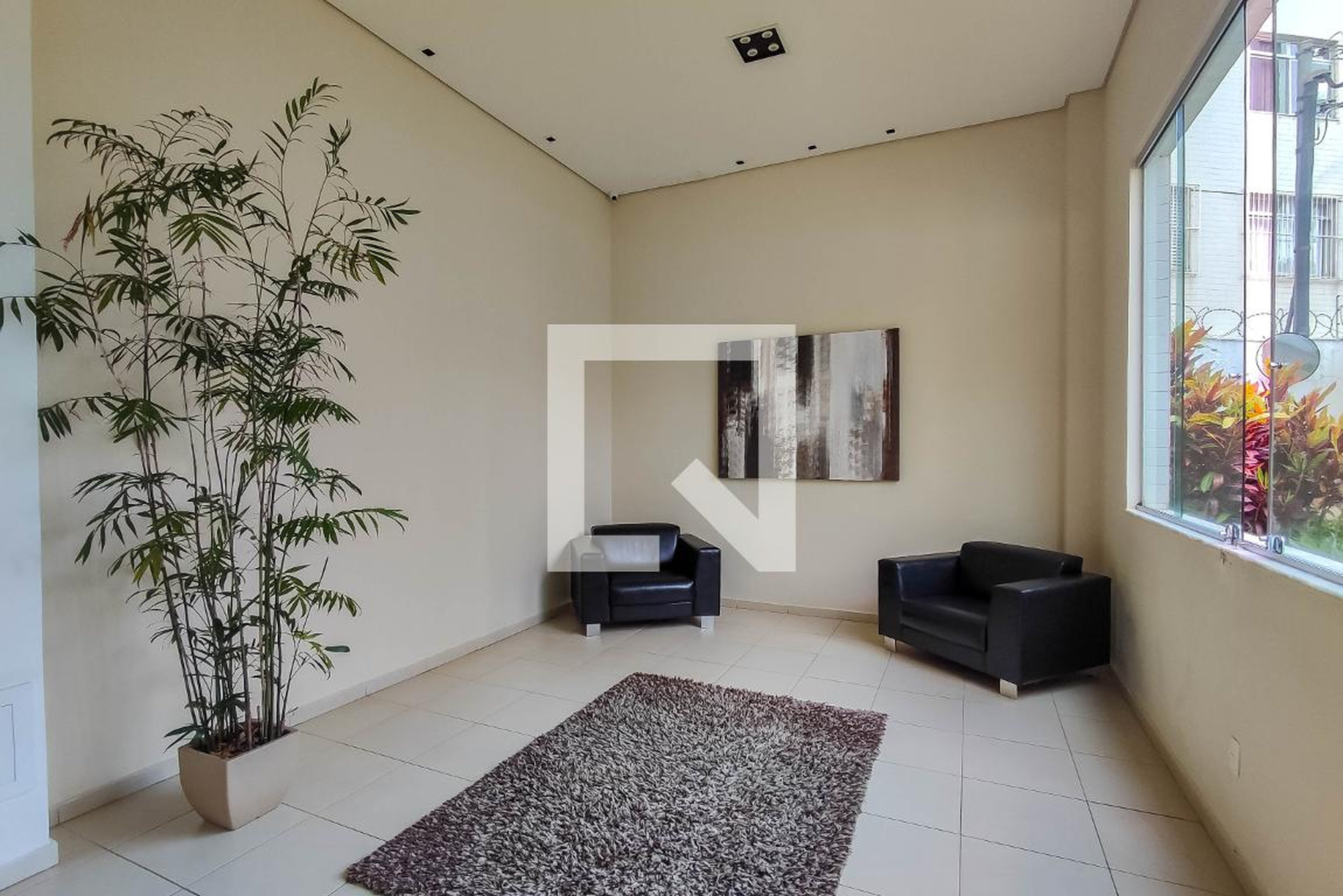 Hall de entrada Condomínio em Rua Doadora Eliane Stancioli, 99