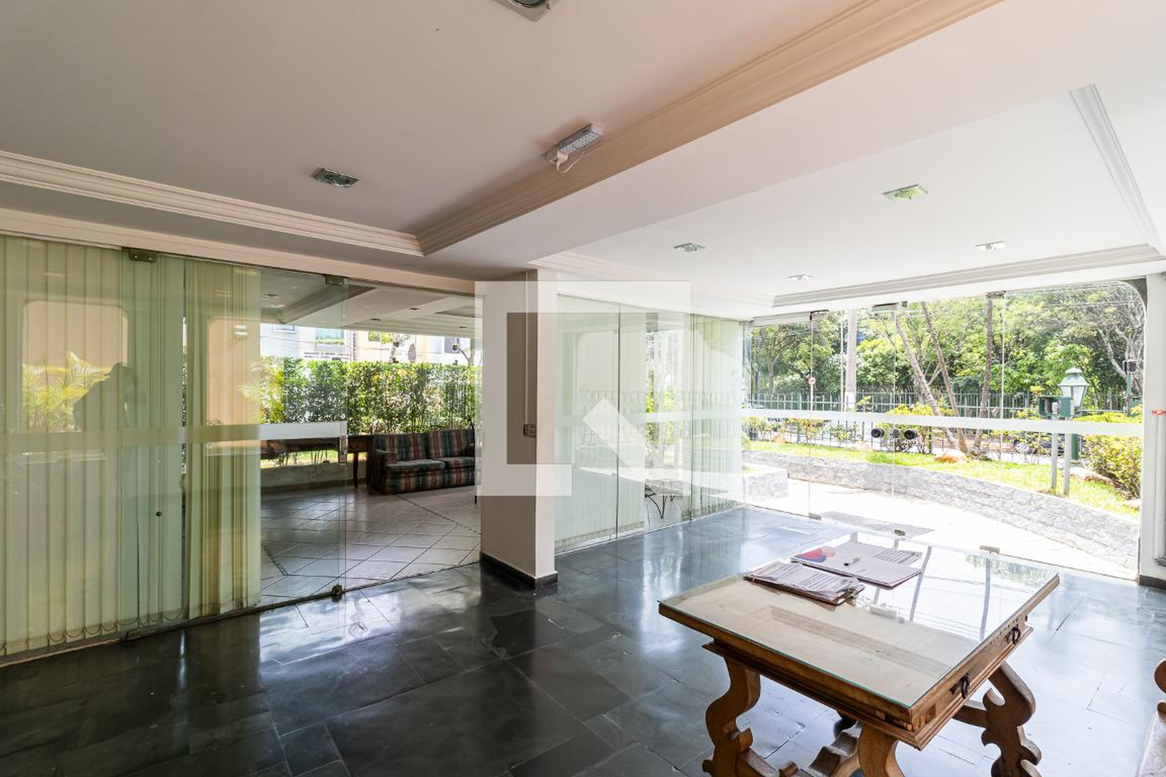 Hall de Entrada - Luiz Jorge Ribeiro