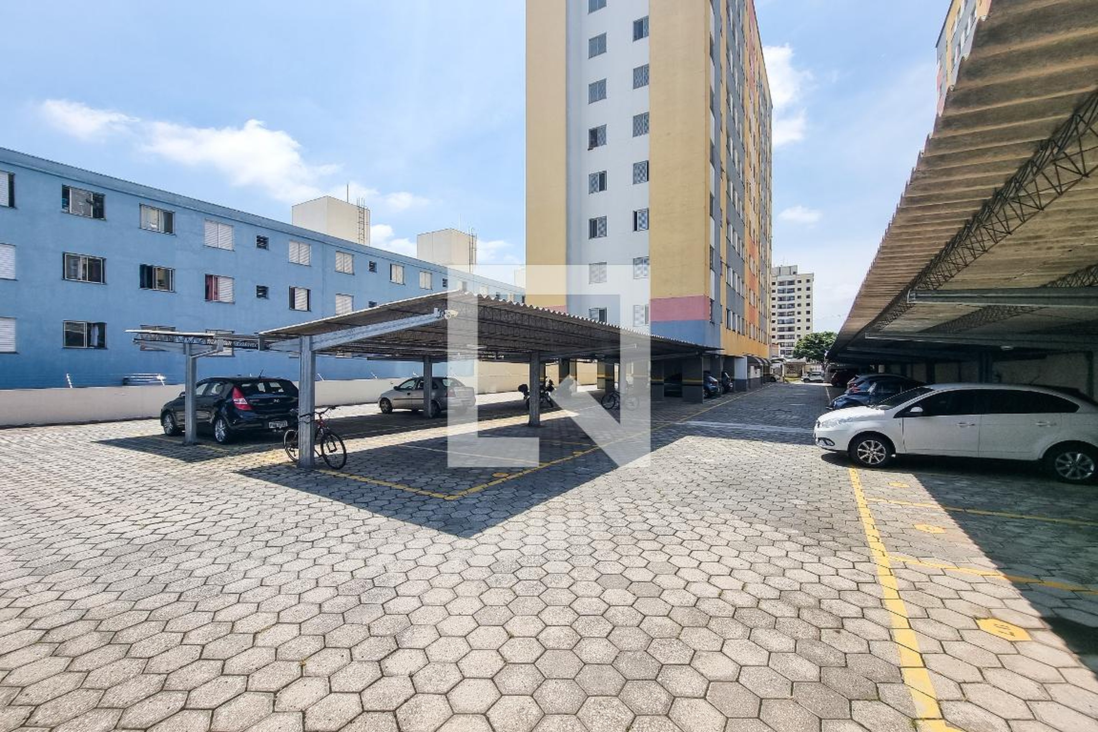 Estacionamento - Pontal barra