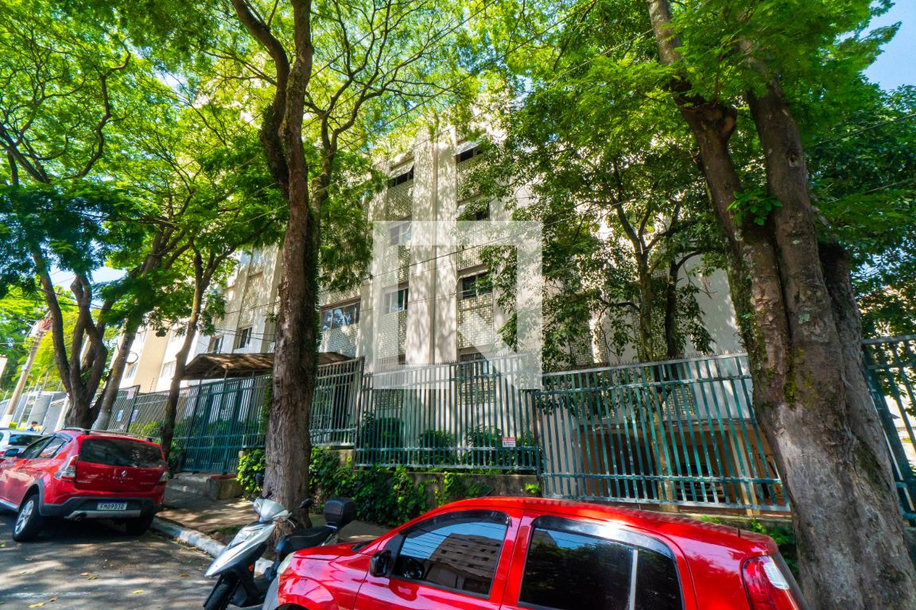 Fachada do Prédio Condomínio em Rua Ciridião Durval, 38