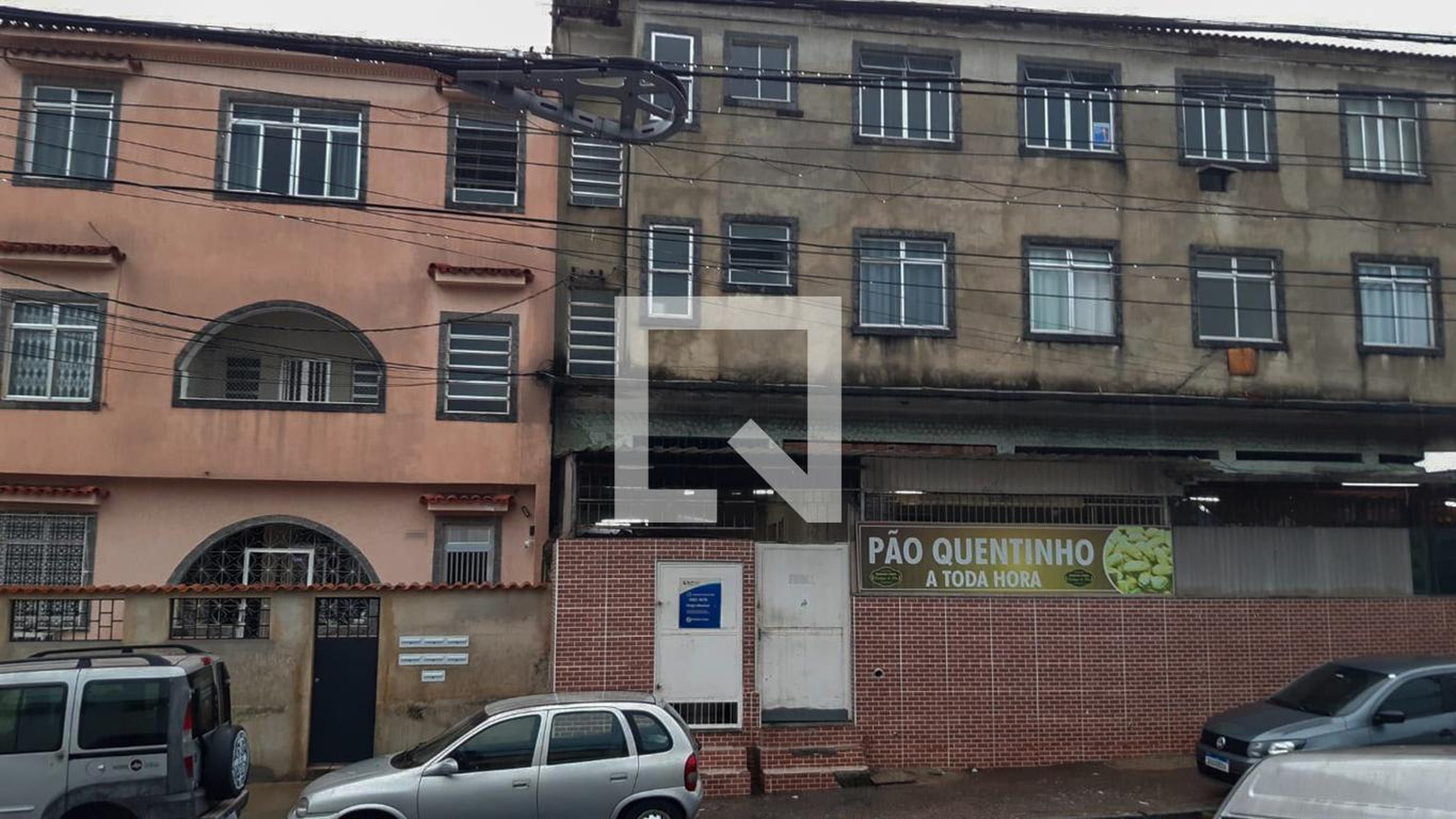 Fachada Condomínio em Rua Turvo, 26