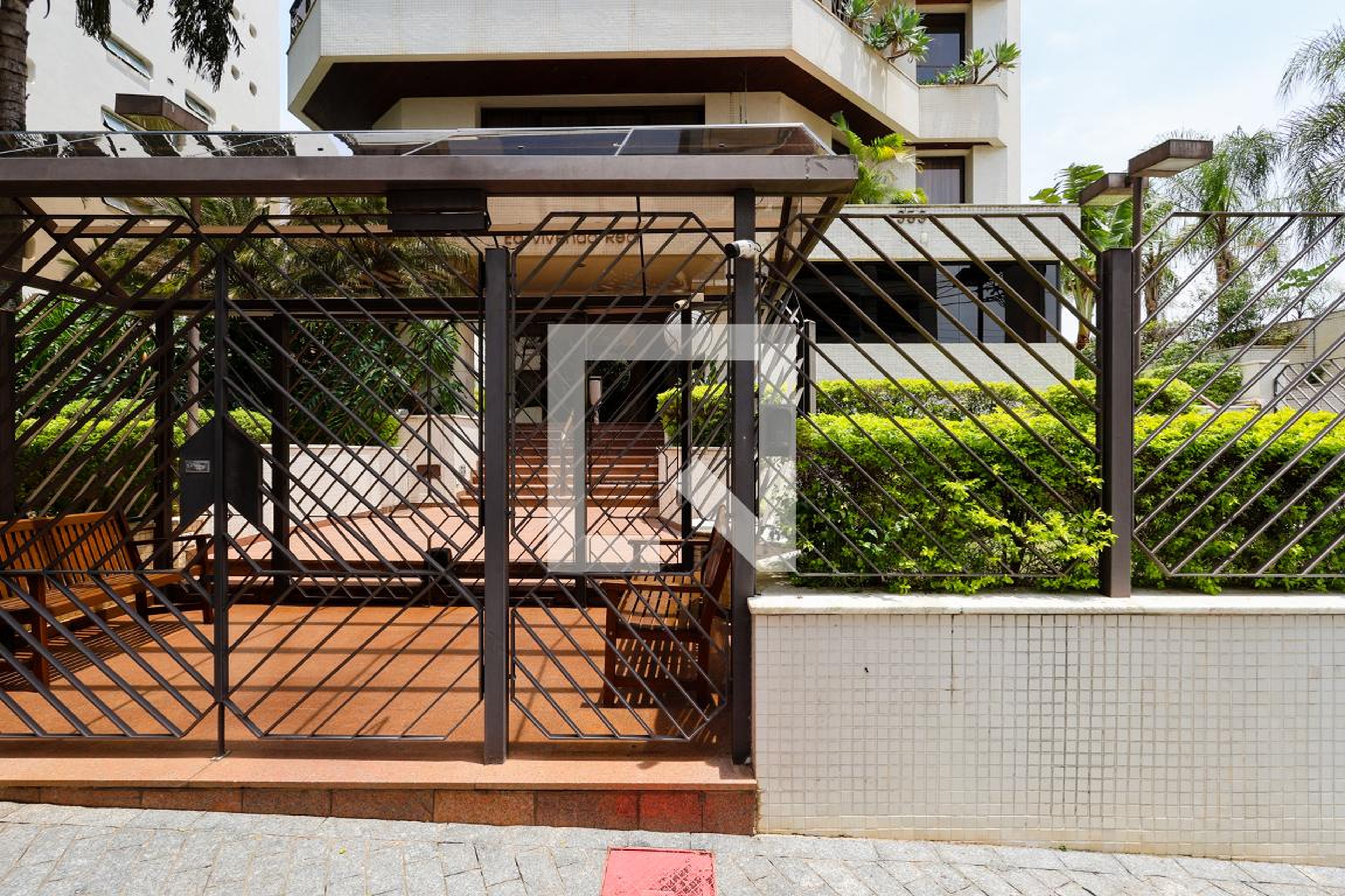 Fachada do condomínio Condomínio Vivenda Real