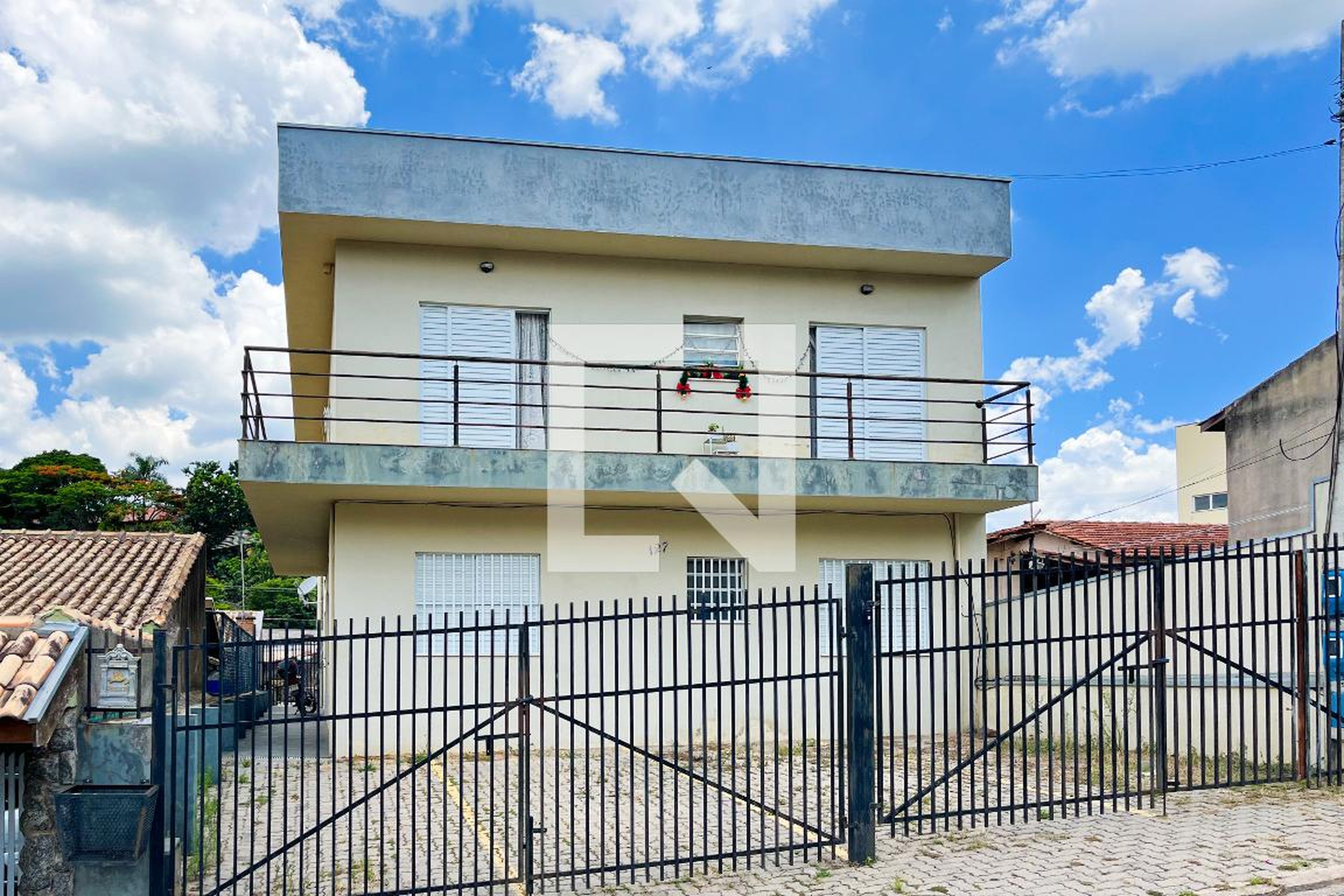 Fachada do Prédio Condomínio em Rua Manaus, 127