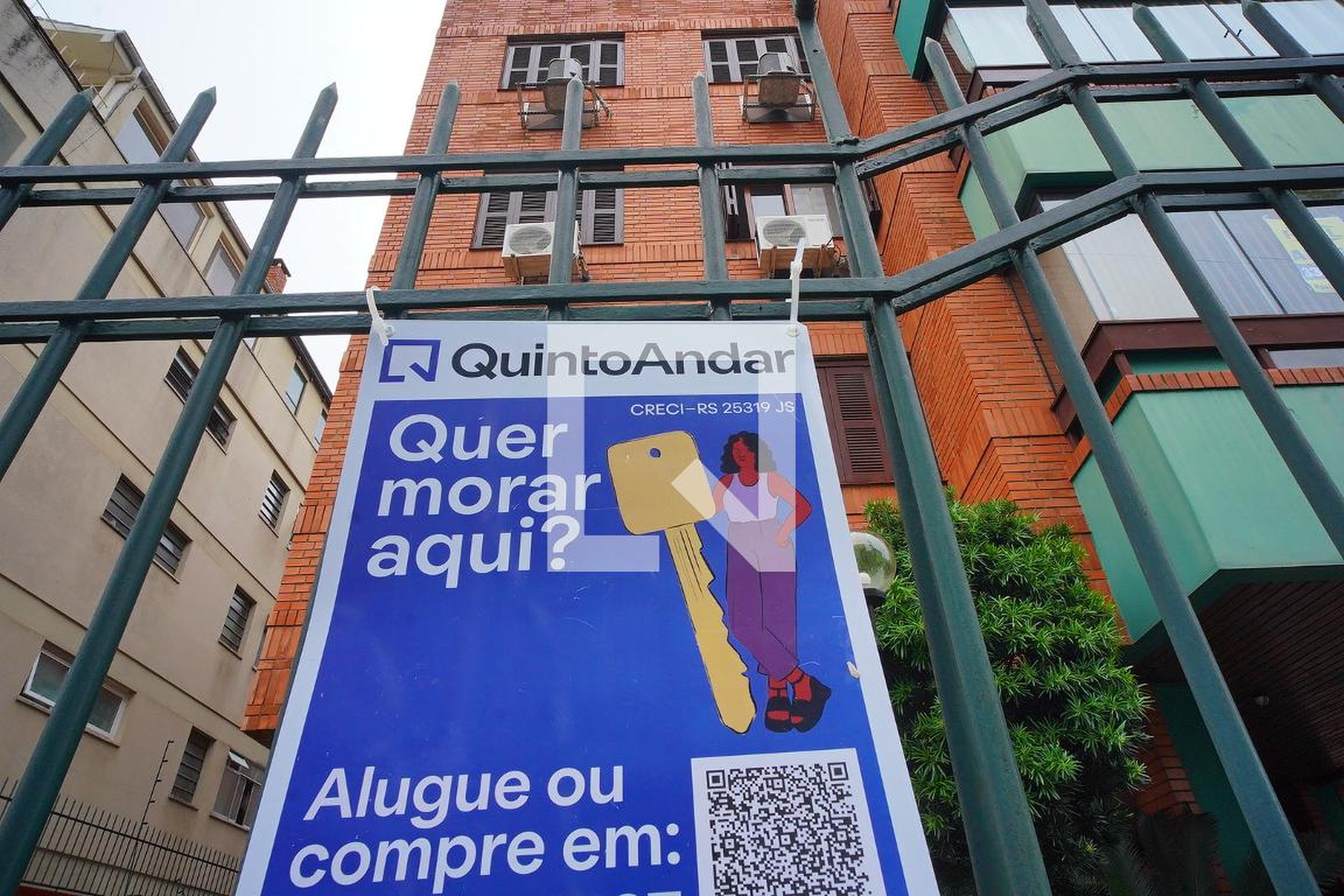 Fachada do Prédio Condomínio em Avenida Doutor Walter Só Jobim, 581