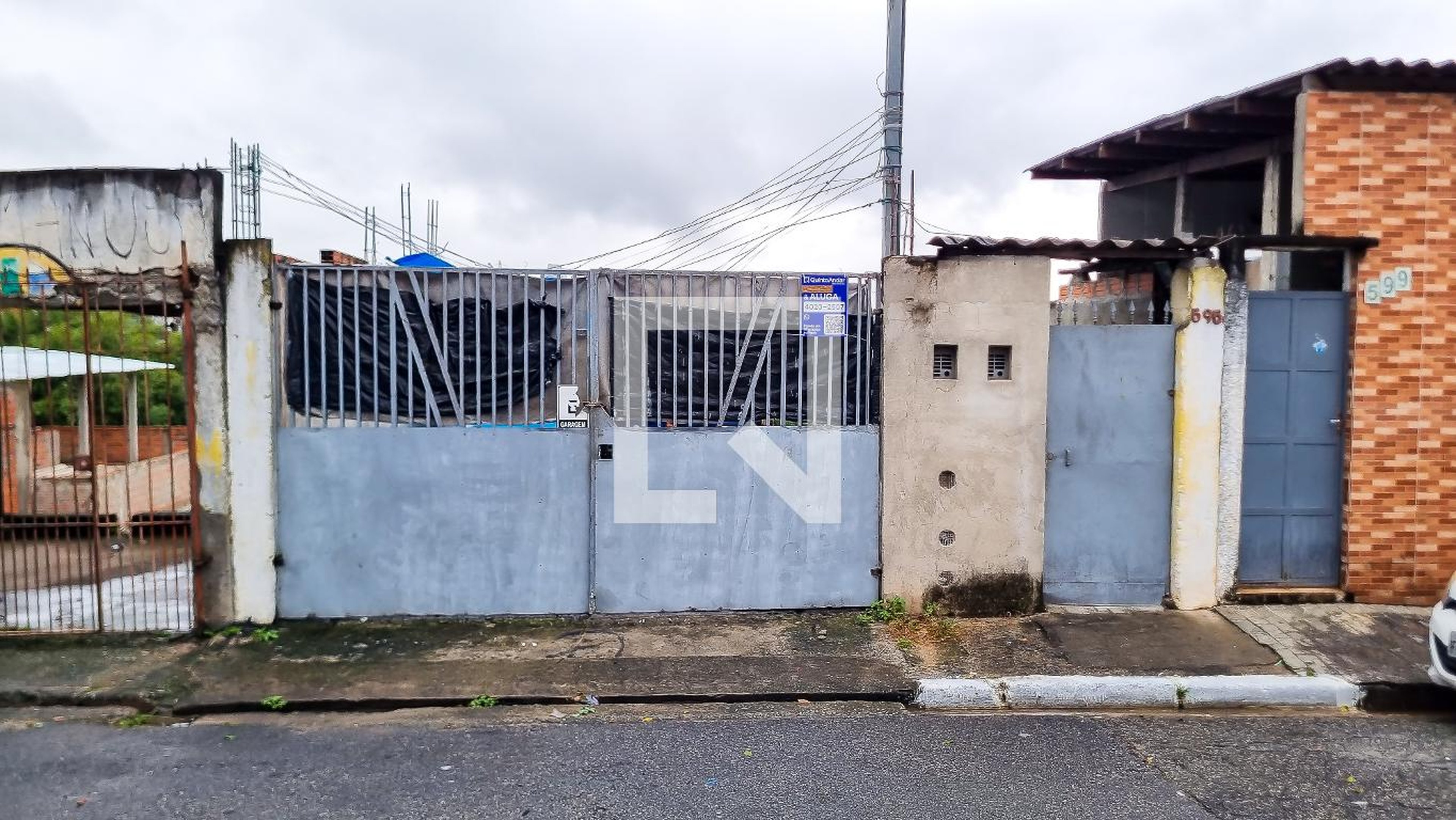 Fachada Condomínio em Rua Padre Justino, 595