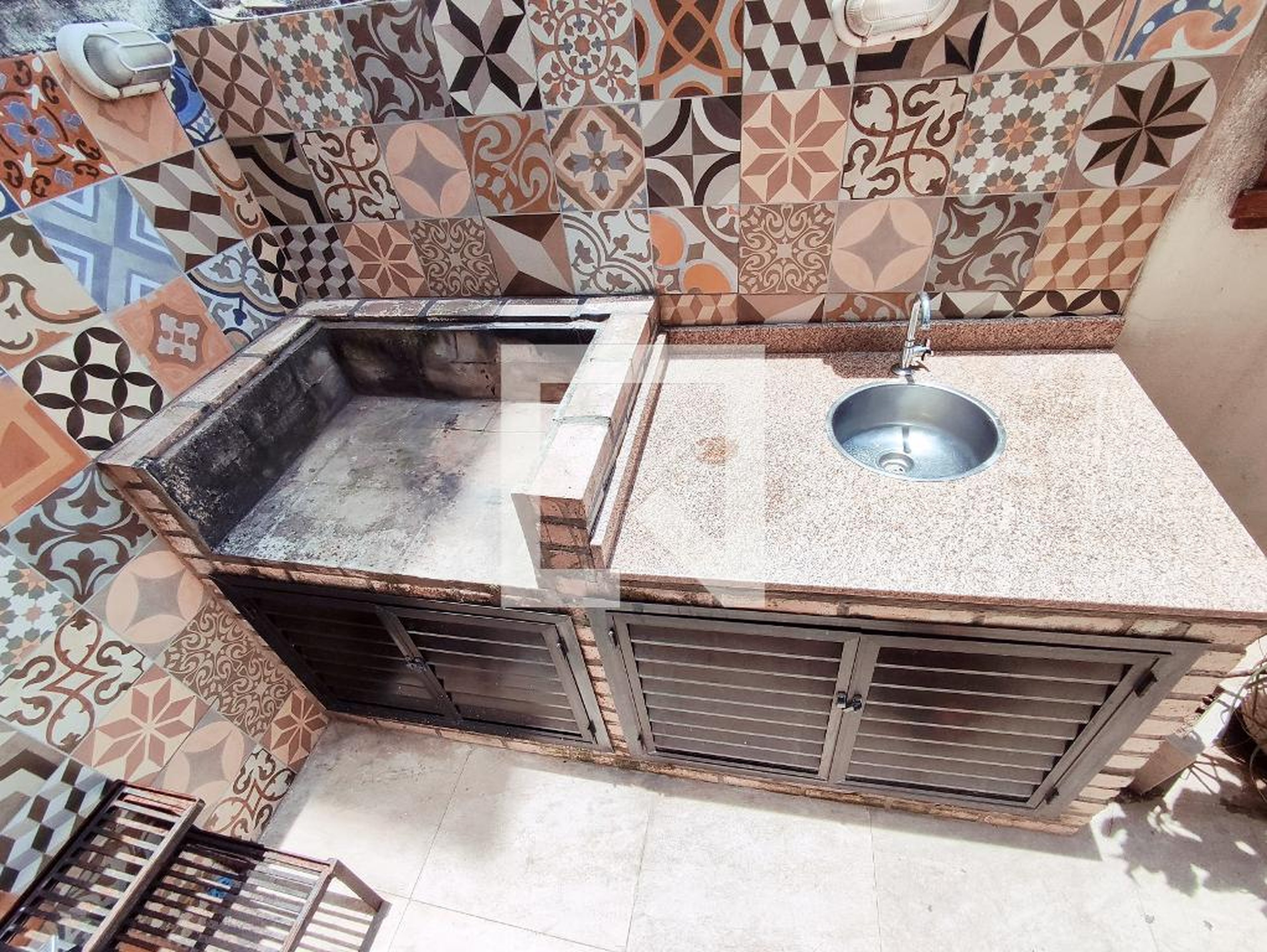 Churrasqueira - Gomes Serpa