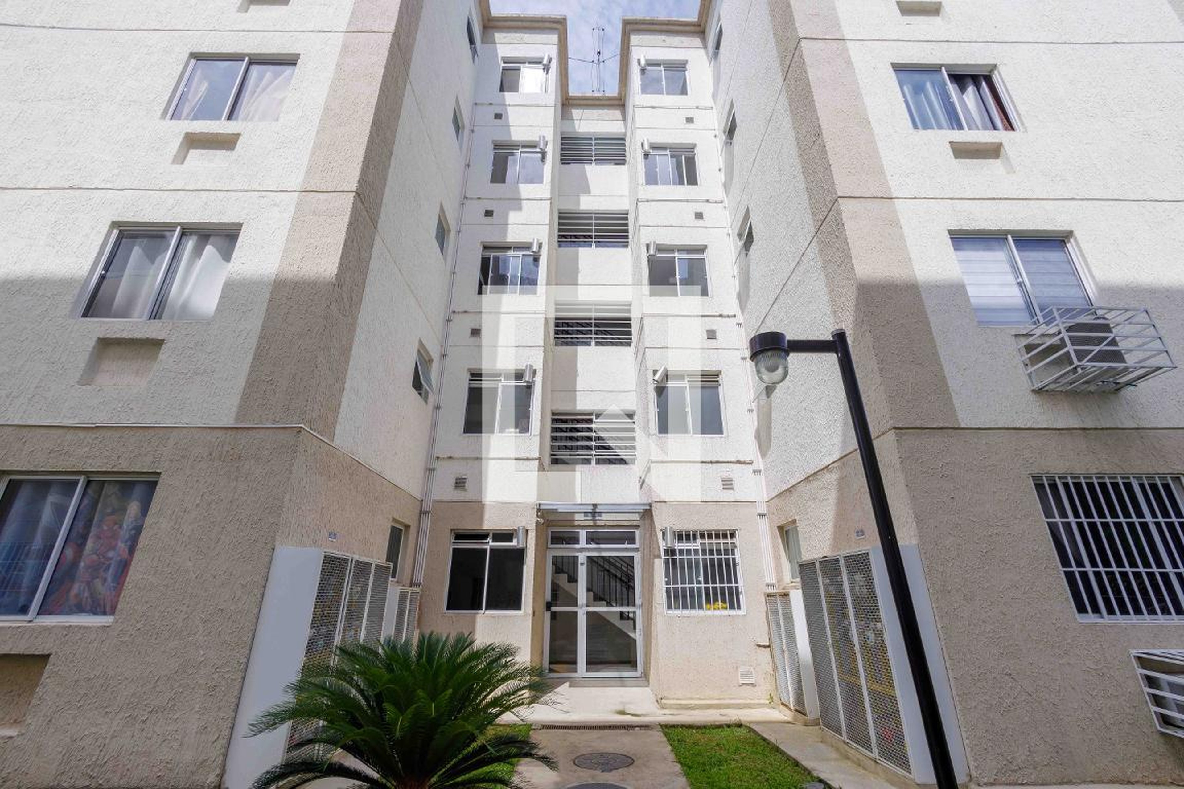 Fachada Condomínio em Avenida Francesco Leta, 11