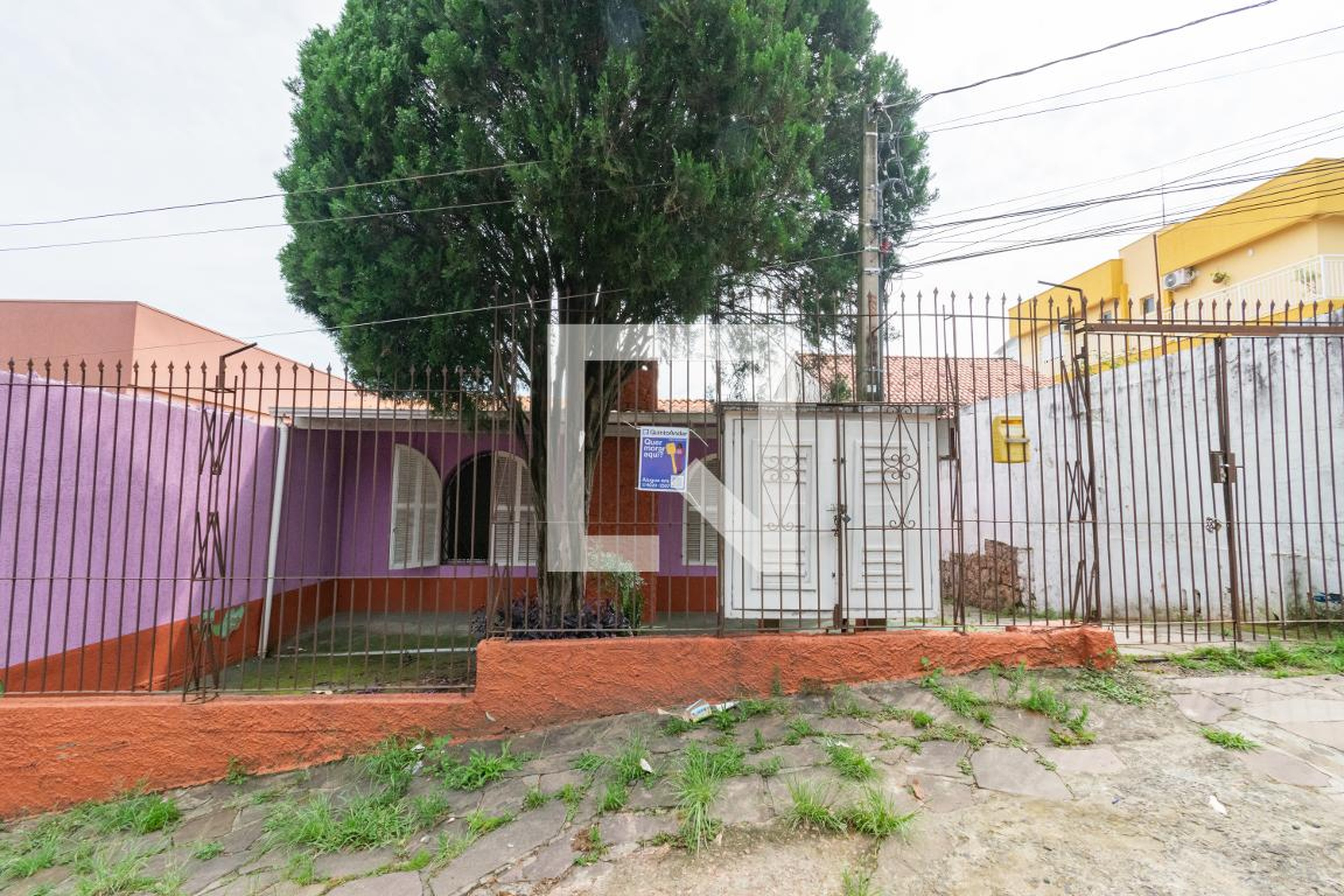 Fachada Condomínio em Rua Dona Malvina, 127