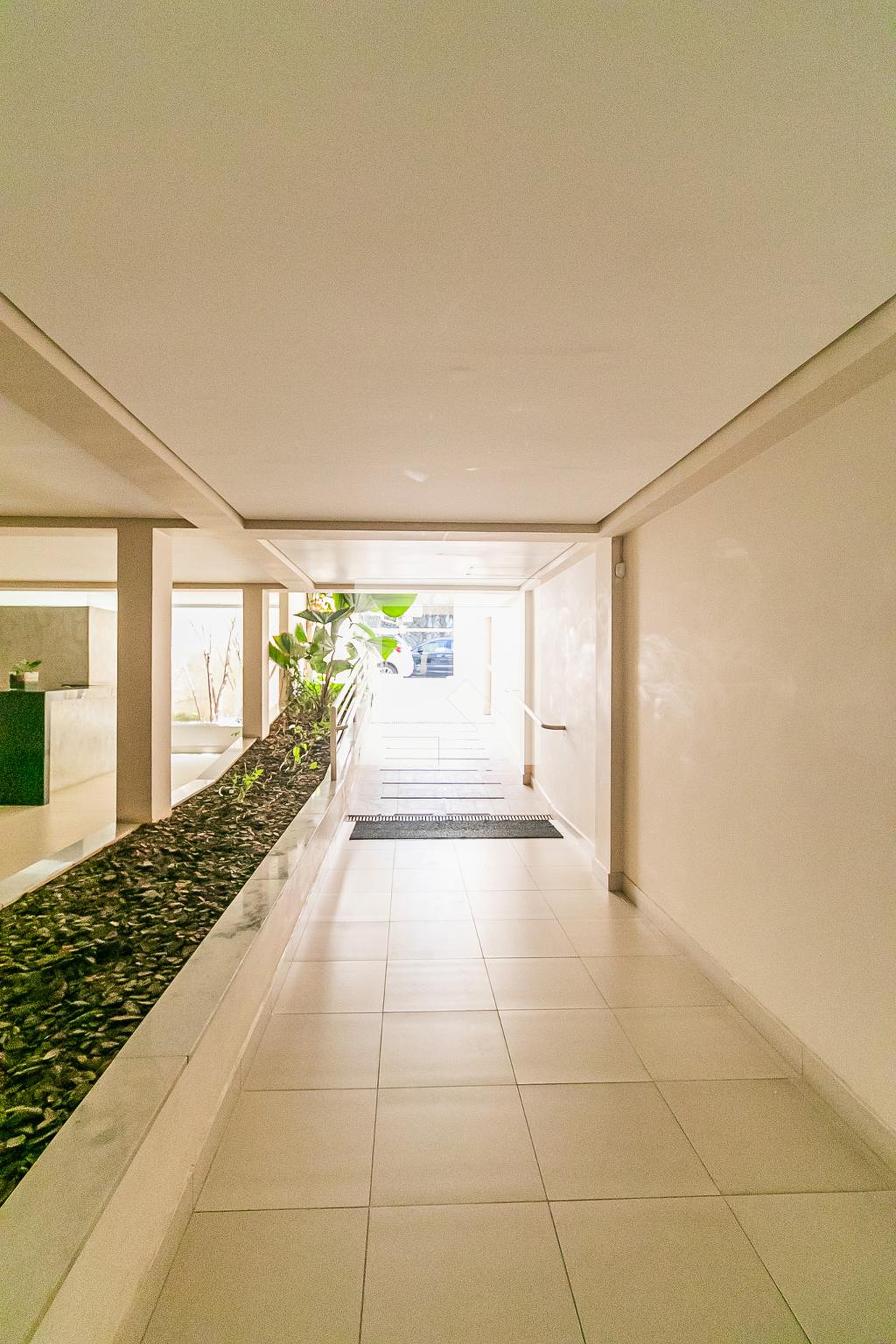 Entrada - Ed. Vila Sovoye