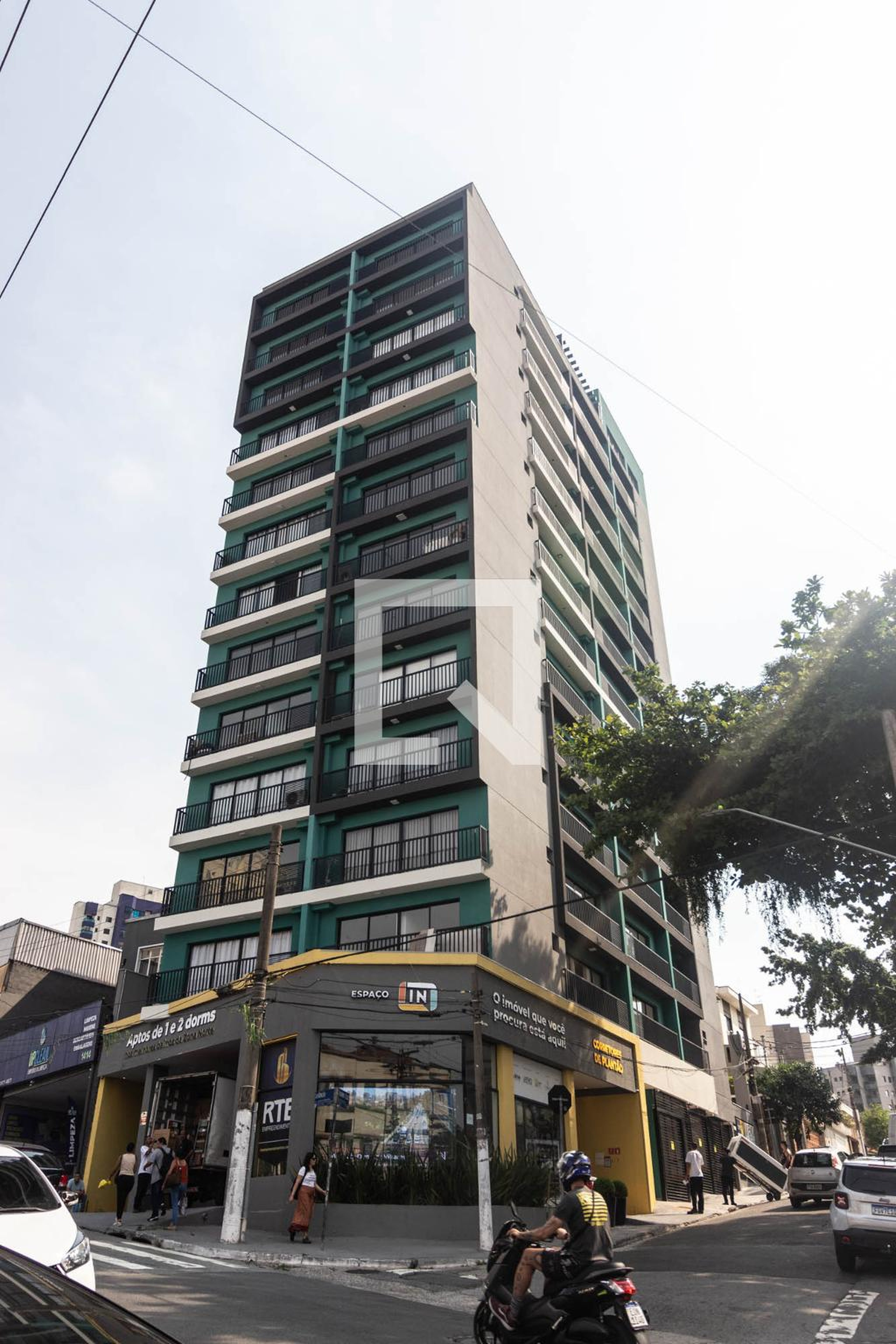 Fachada Condomínio em Avenida Leôncio de Magalhães, 1389