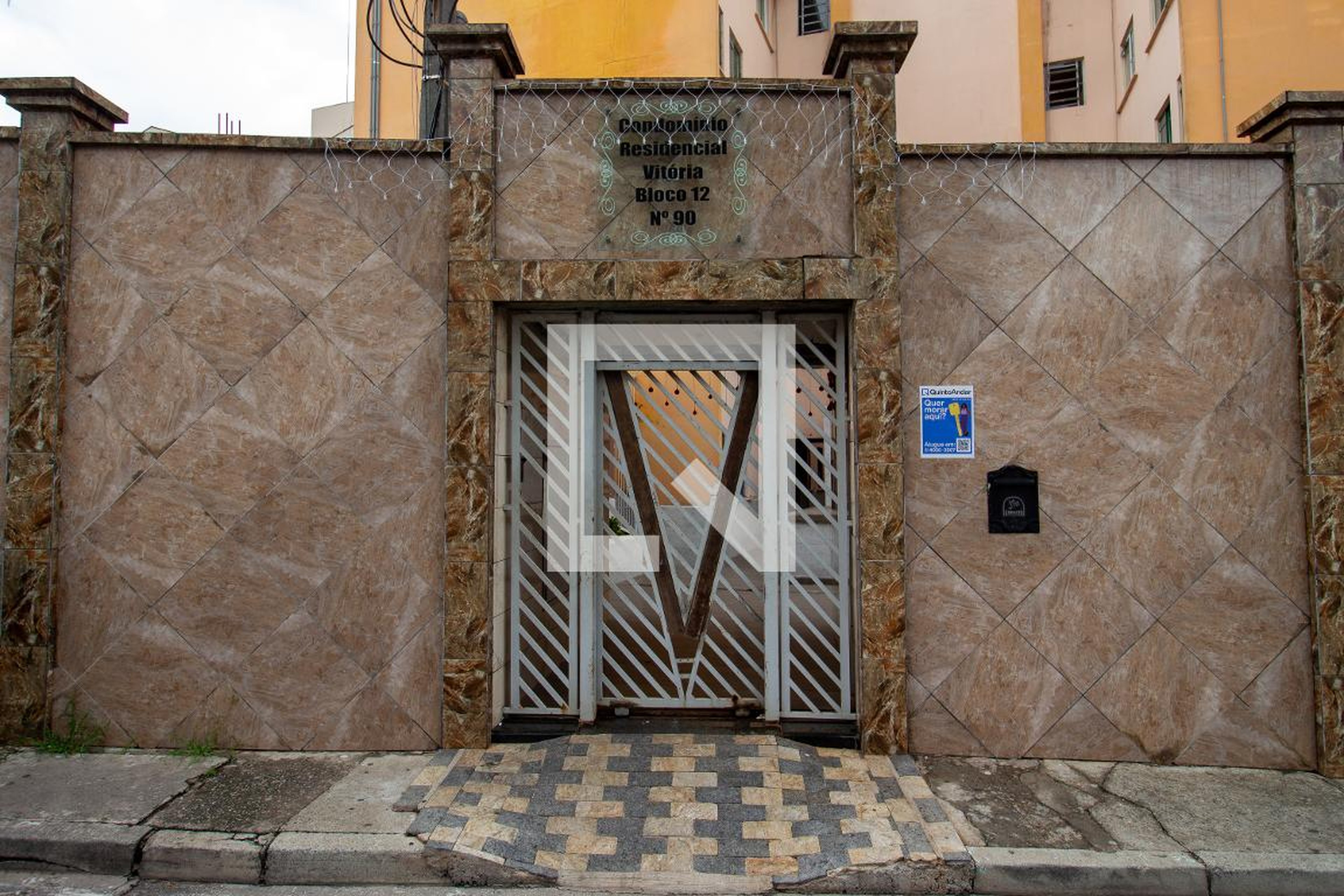 Fachada Condomínio em Rua Baía de Japerica, 90