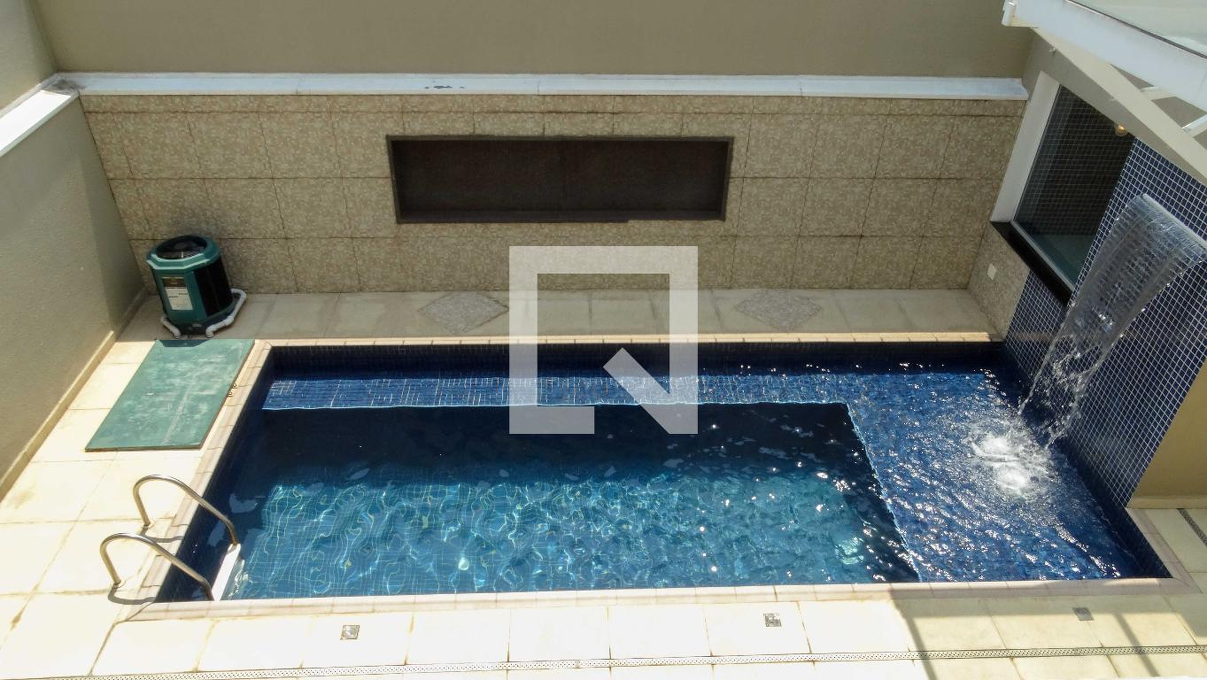 Piscina - Lorian Boulevard