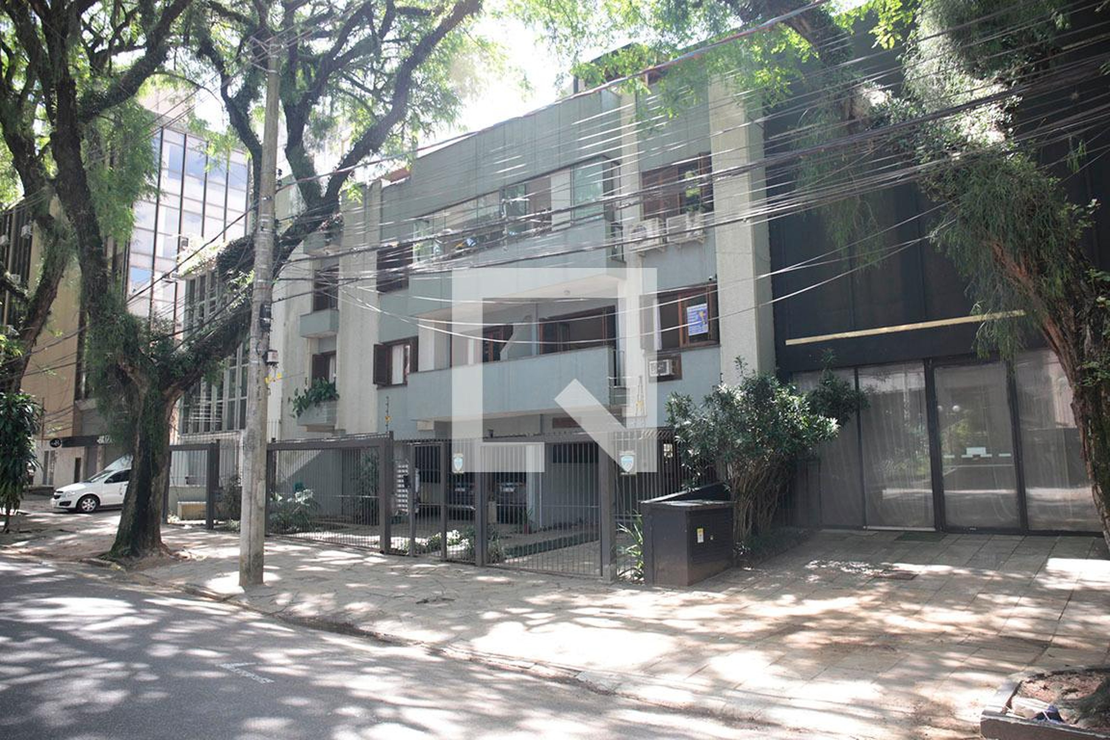 Fachada Condomínio Itacolomi