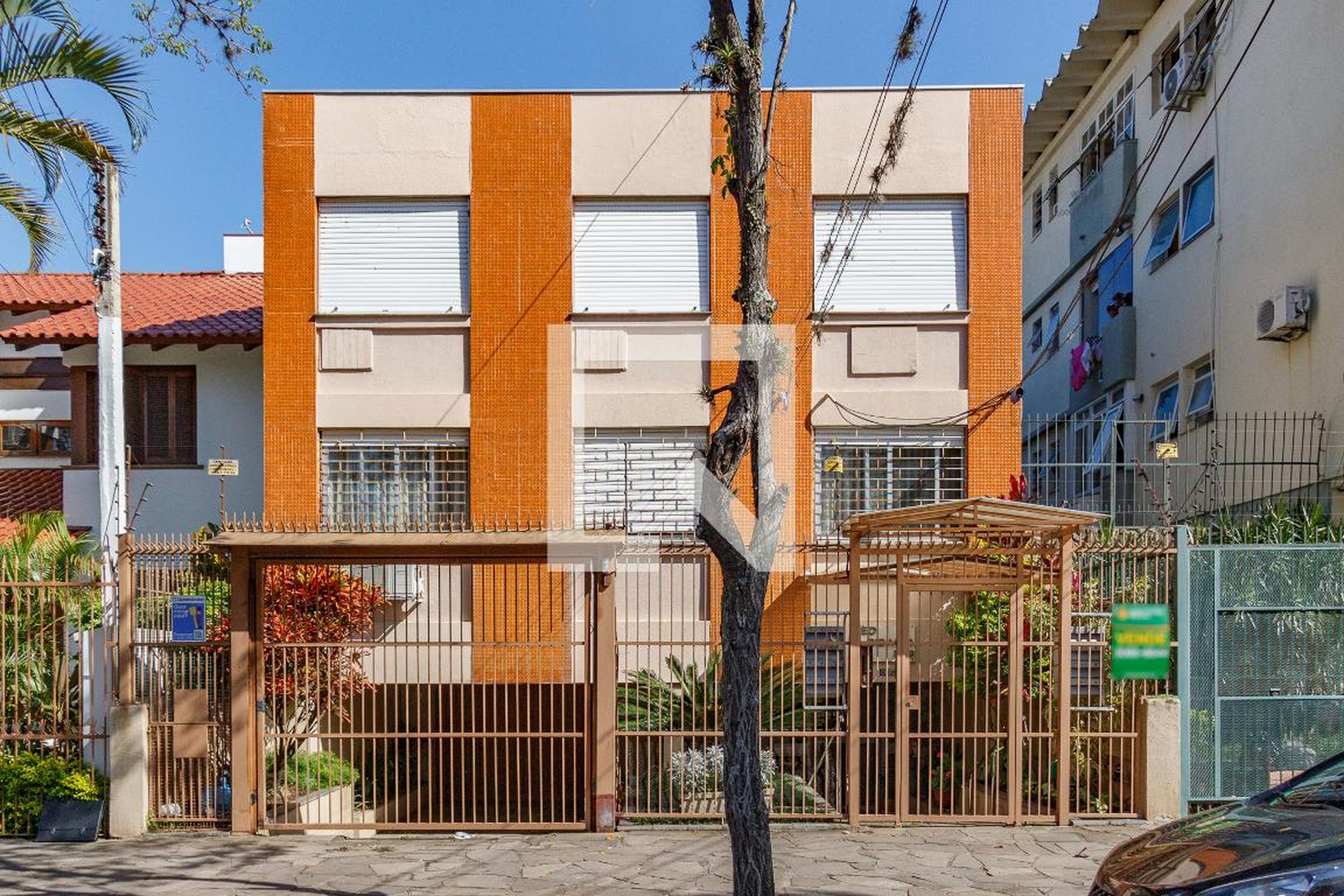 Fachada Condomínio em Rua Monsenhor Veras, 369