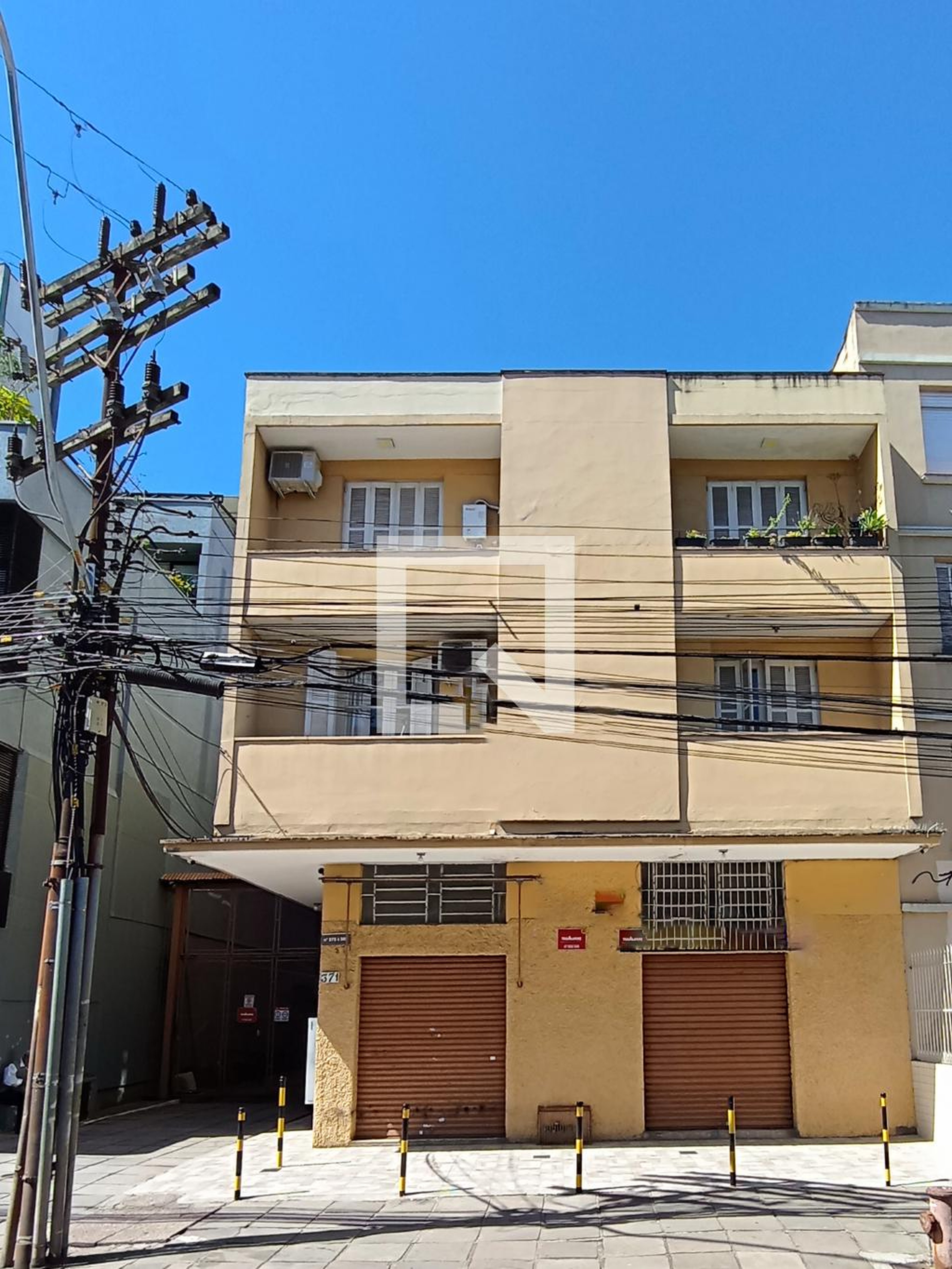 Fachada Condomínio em Avenida Bento Gonçalves, 381