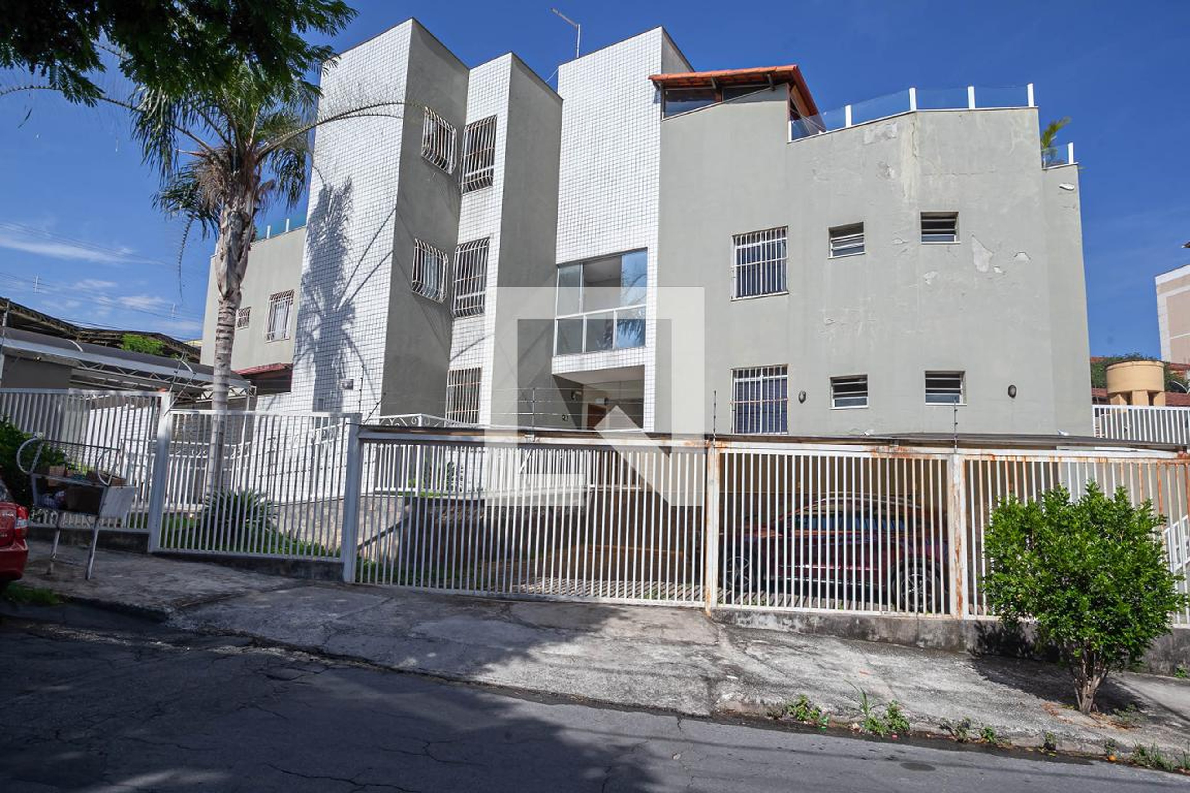 Fachada Condomínio em Rua Ásia, 31