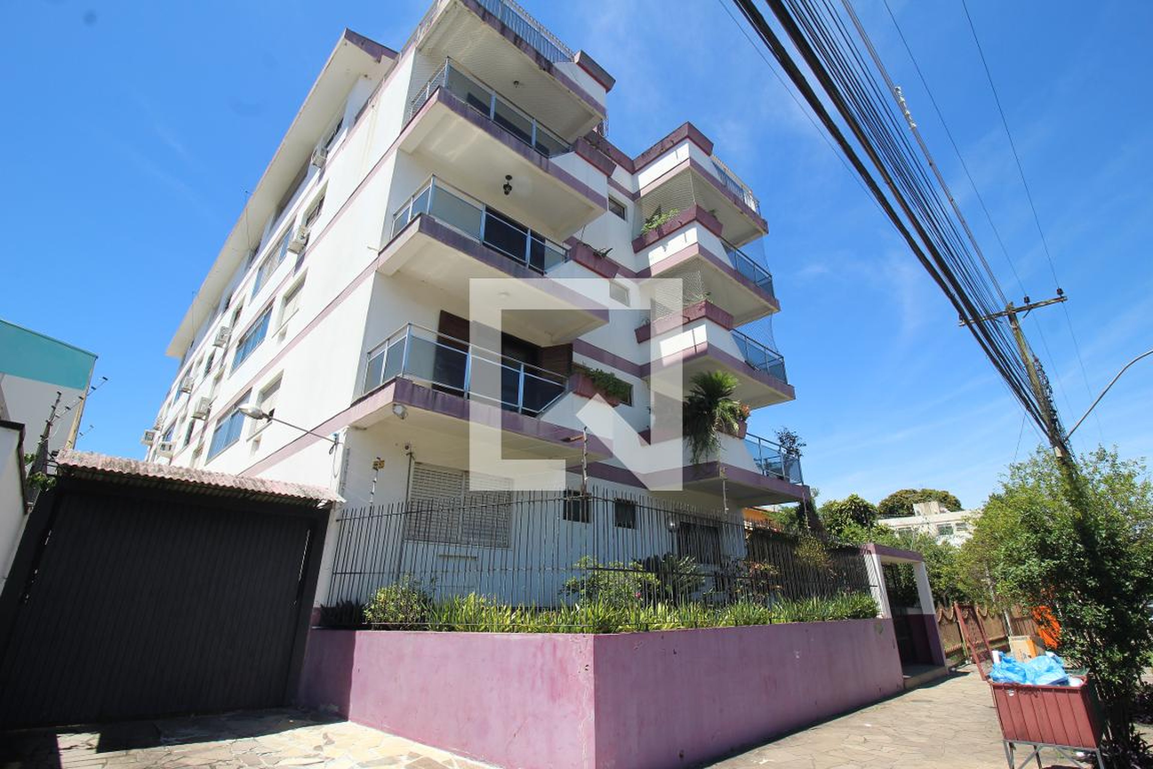 Fachada do Prédio Condomínio em Avenida Inconfidência, 155