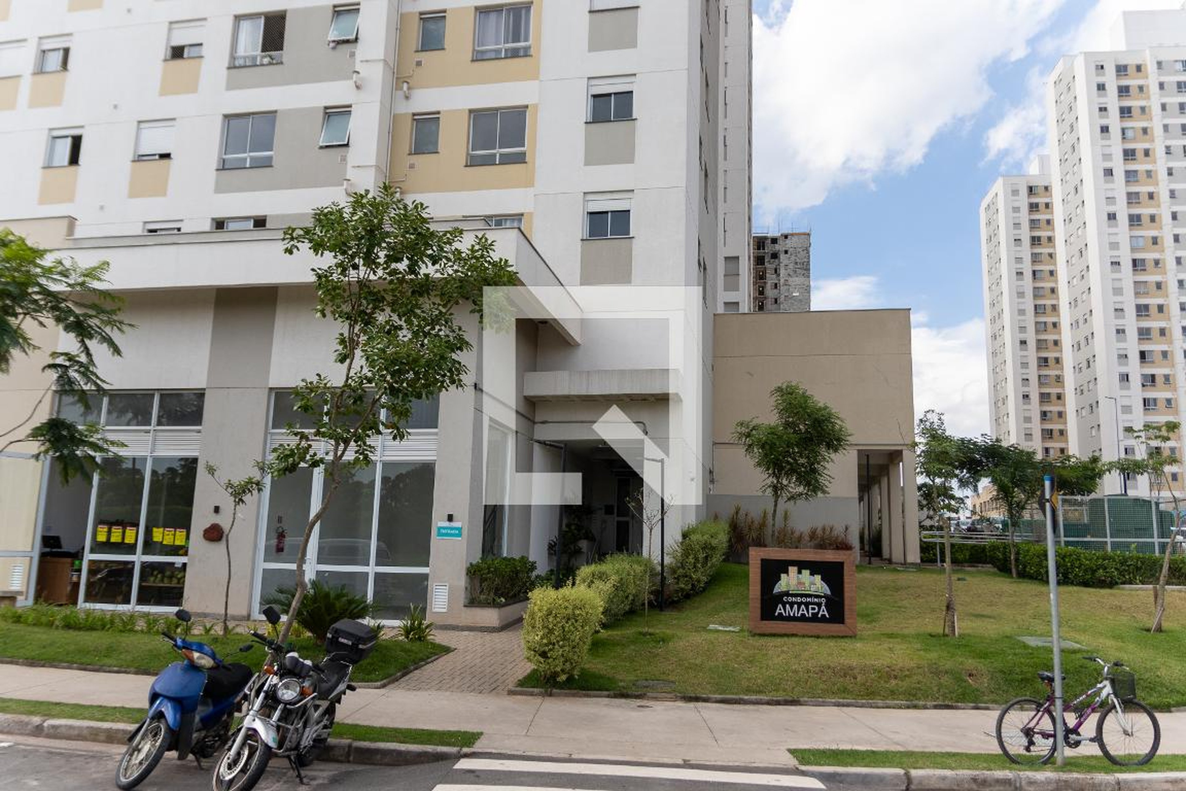 Fachada do Prédio Condomínio Reserva Raposo  Amaná