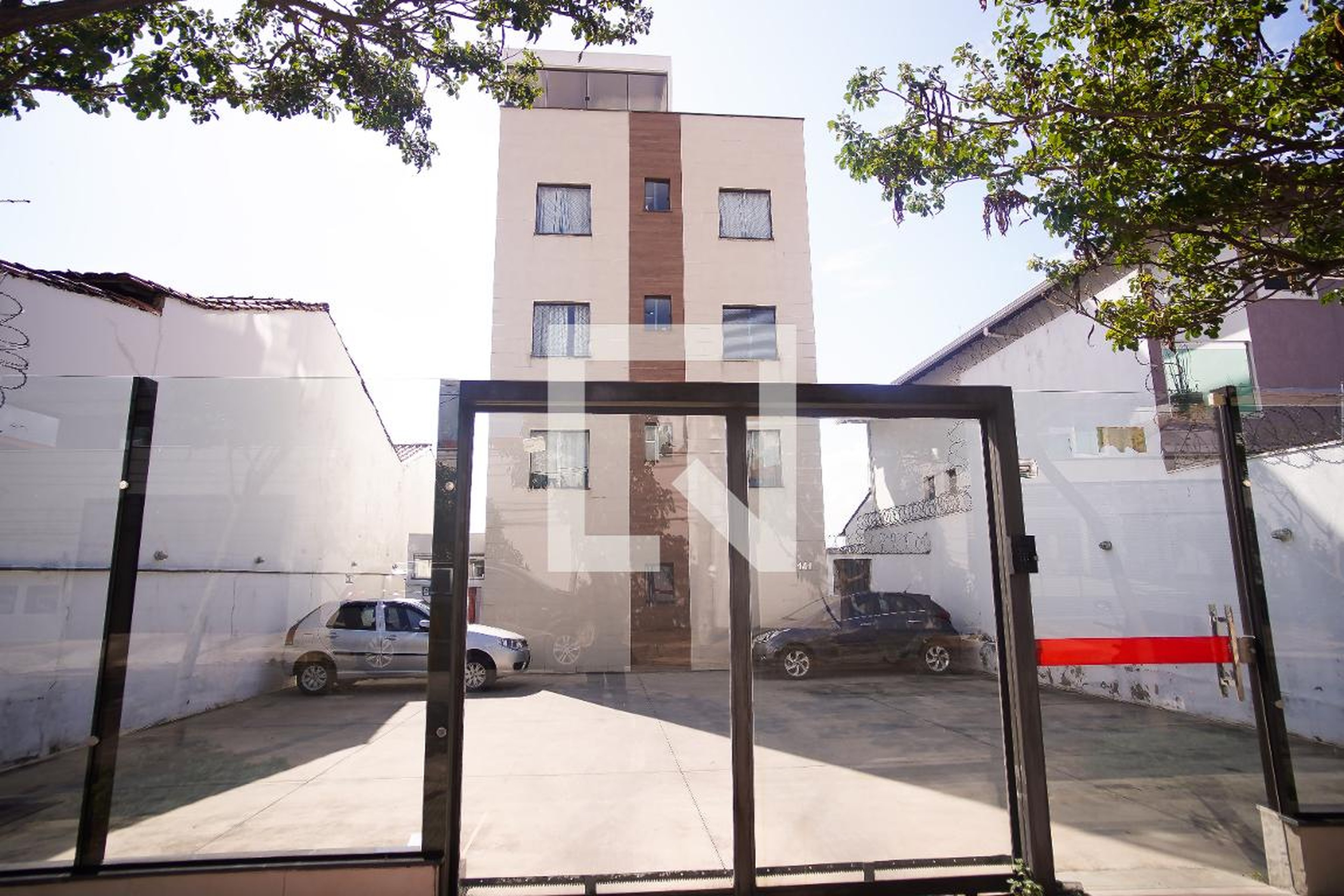 Fachada Condomínio em Rua Sul de Minas, 141