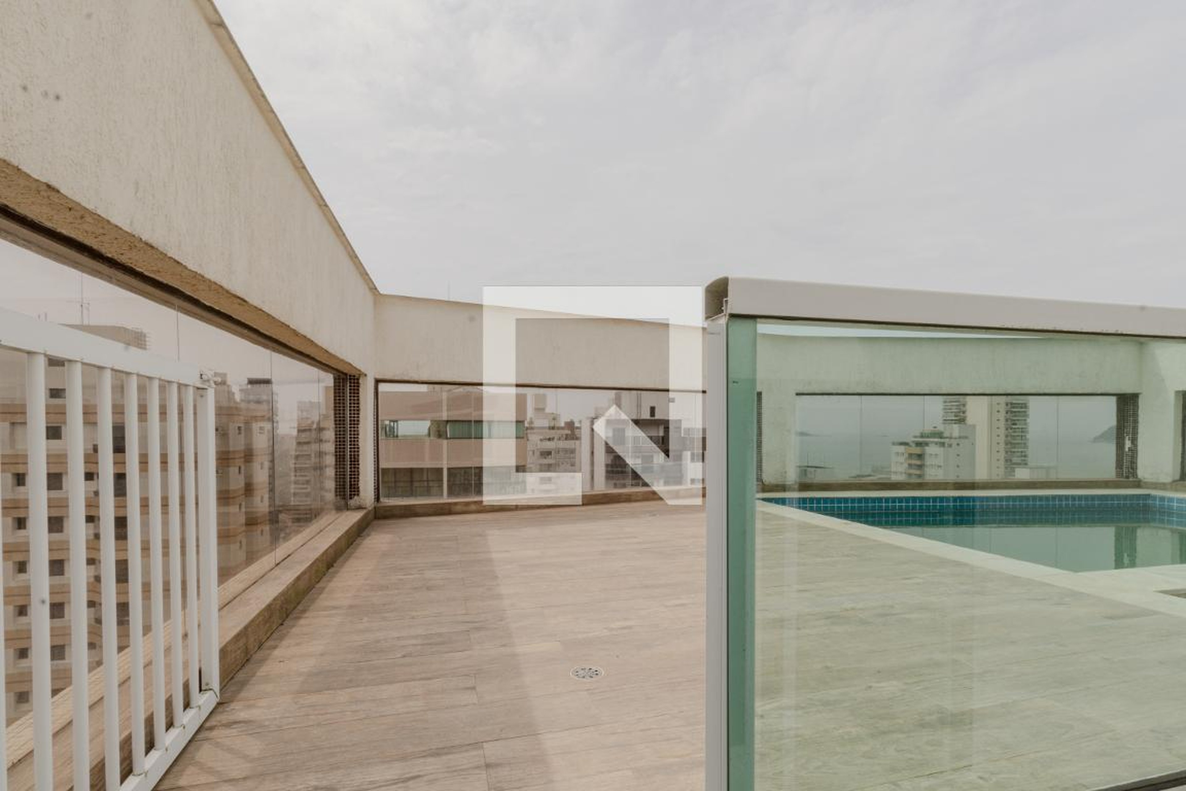 Piscina - Maria Izabel