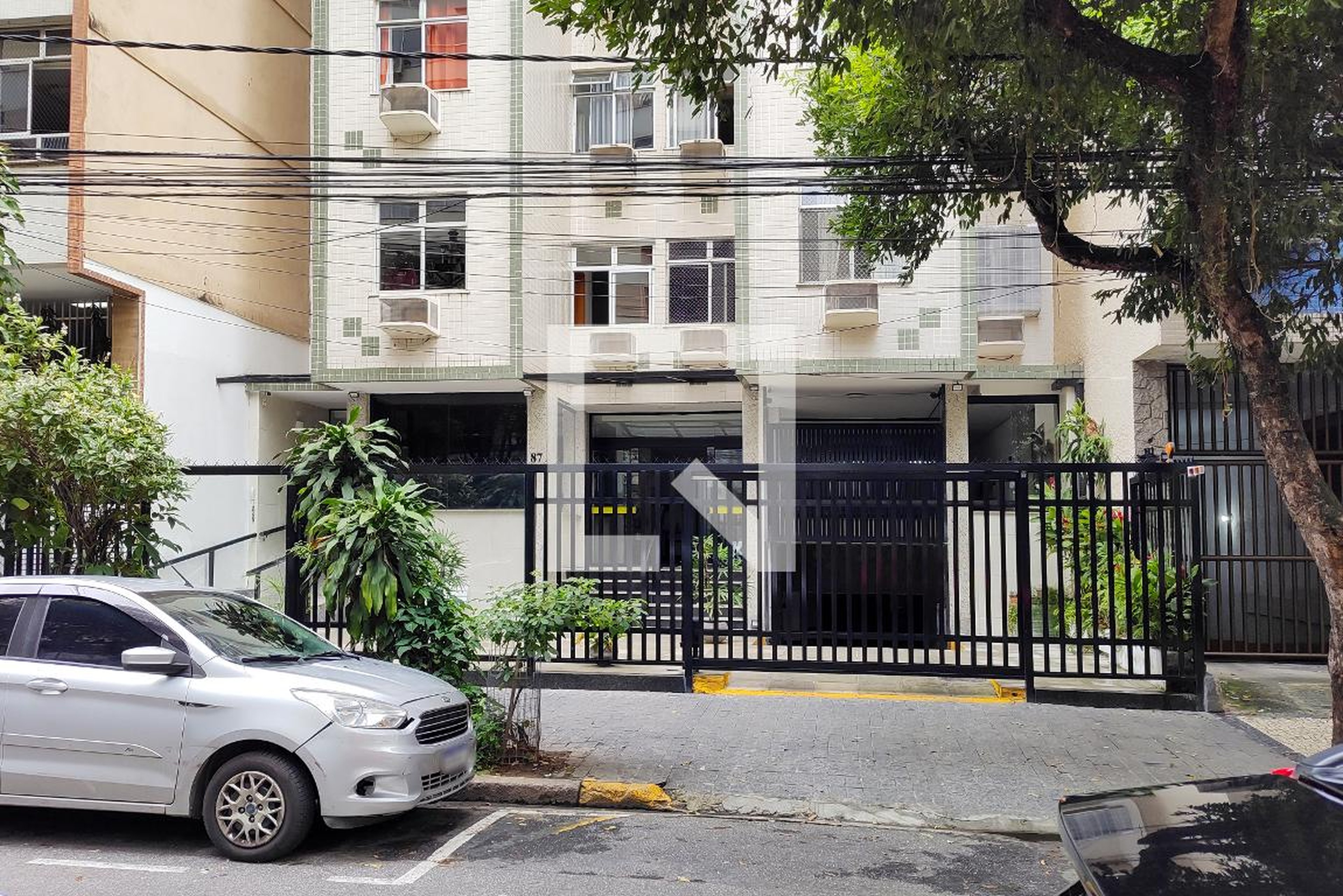 Fachada do Prédio Condomínio Carvalho