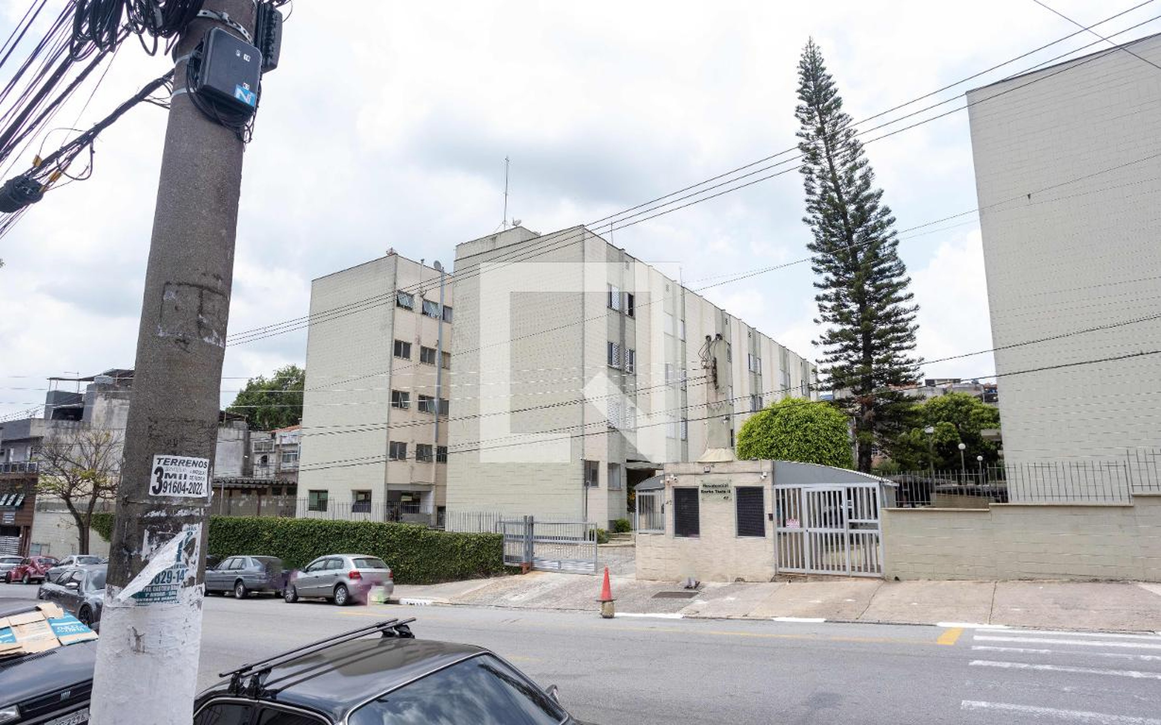 Fachada do Prédio Condomínio em Rua Visconde do Rio Branco, 47