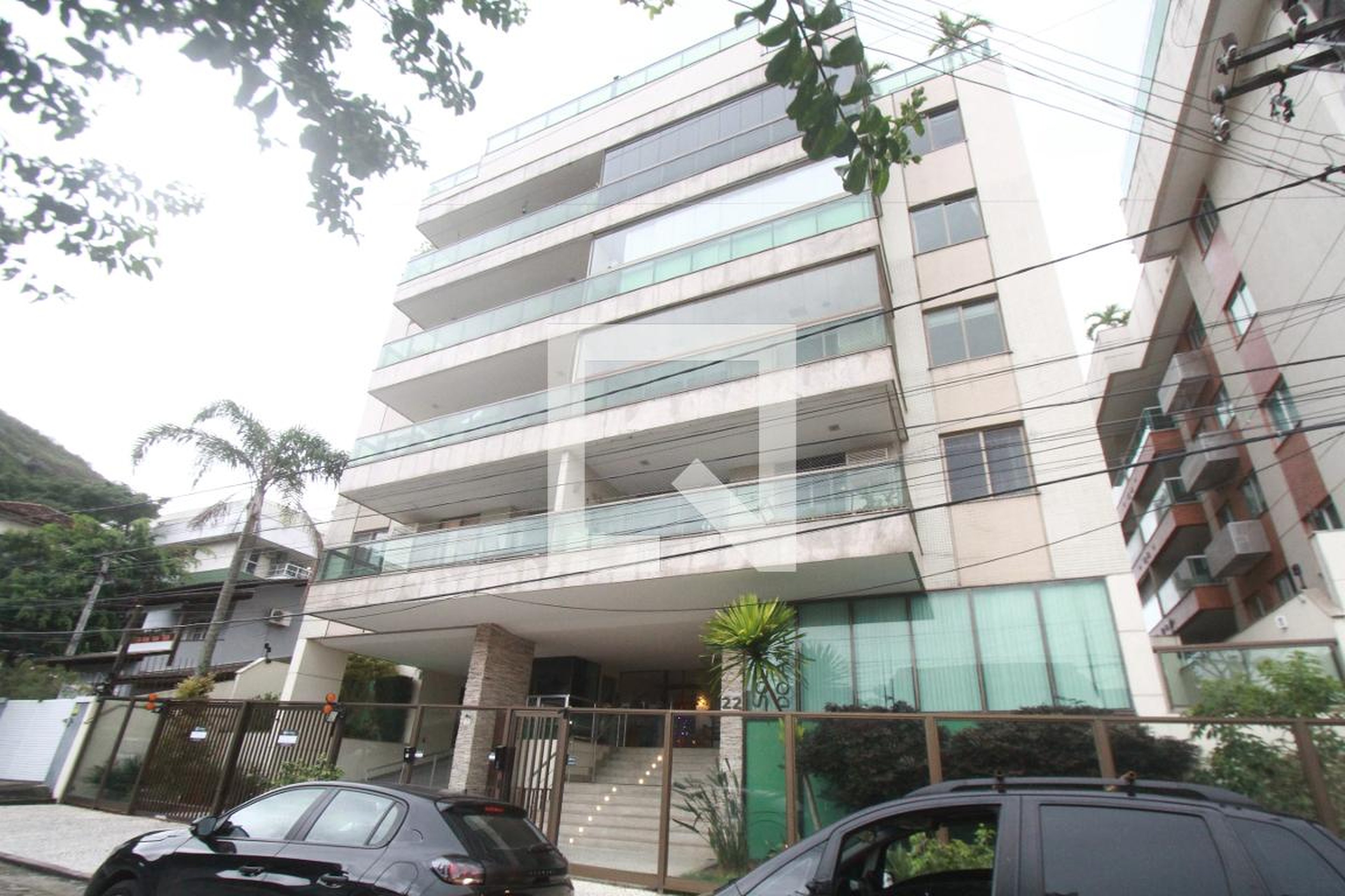 Fachada Condomínio Calle Sevilla