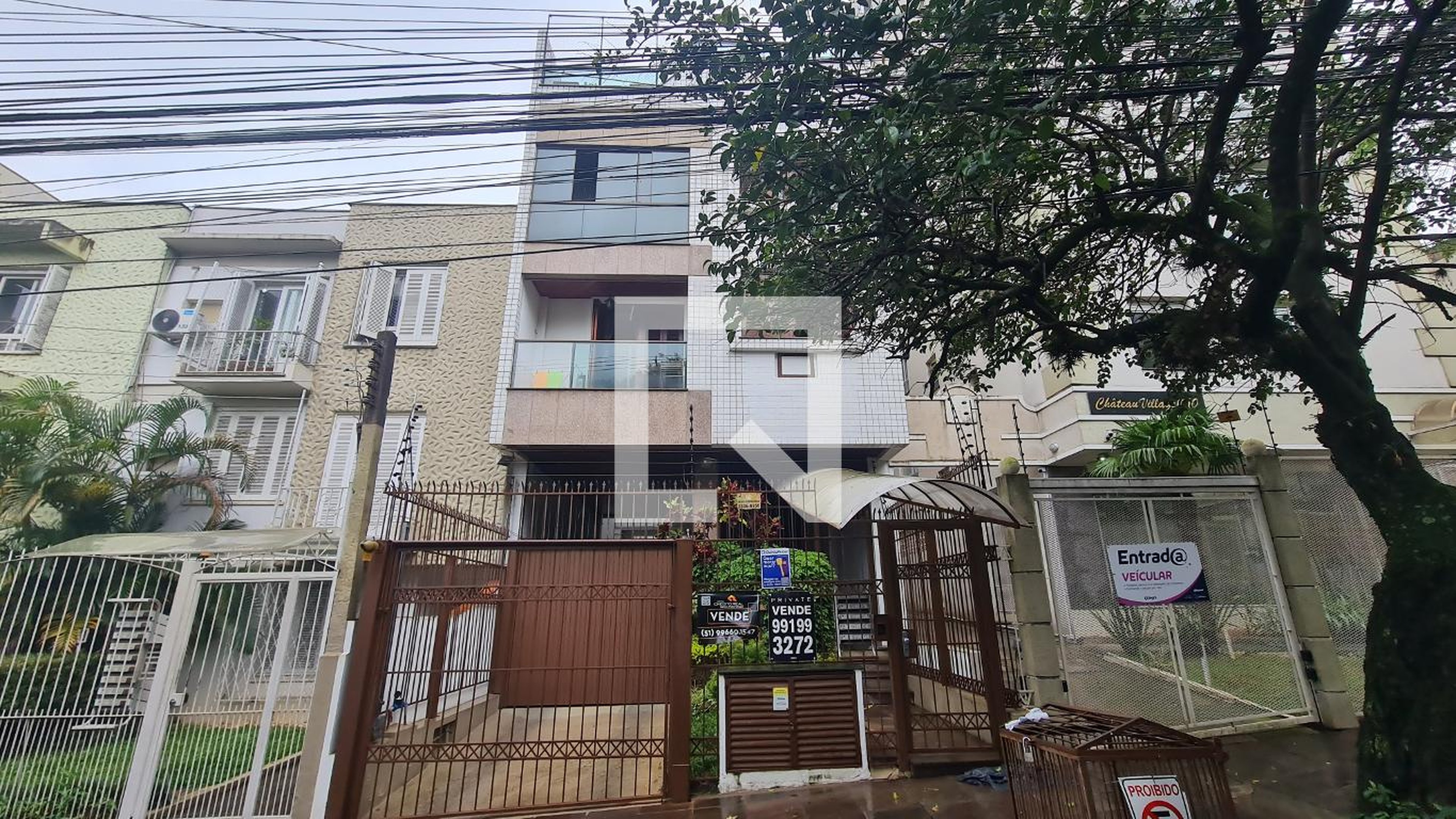 Fachada do Prédio Condomínio em Avenida Mariland, 1002