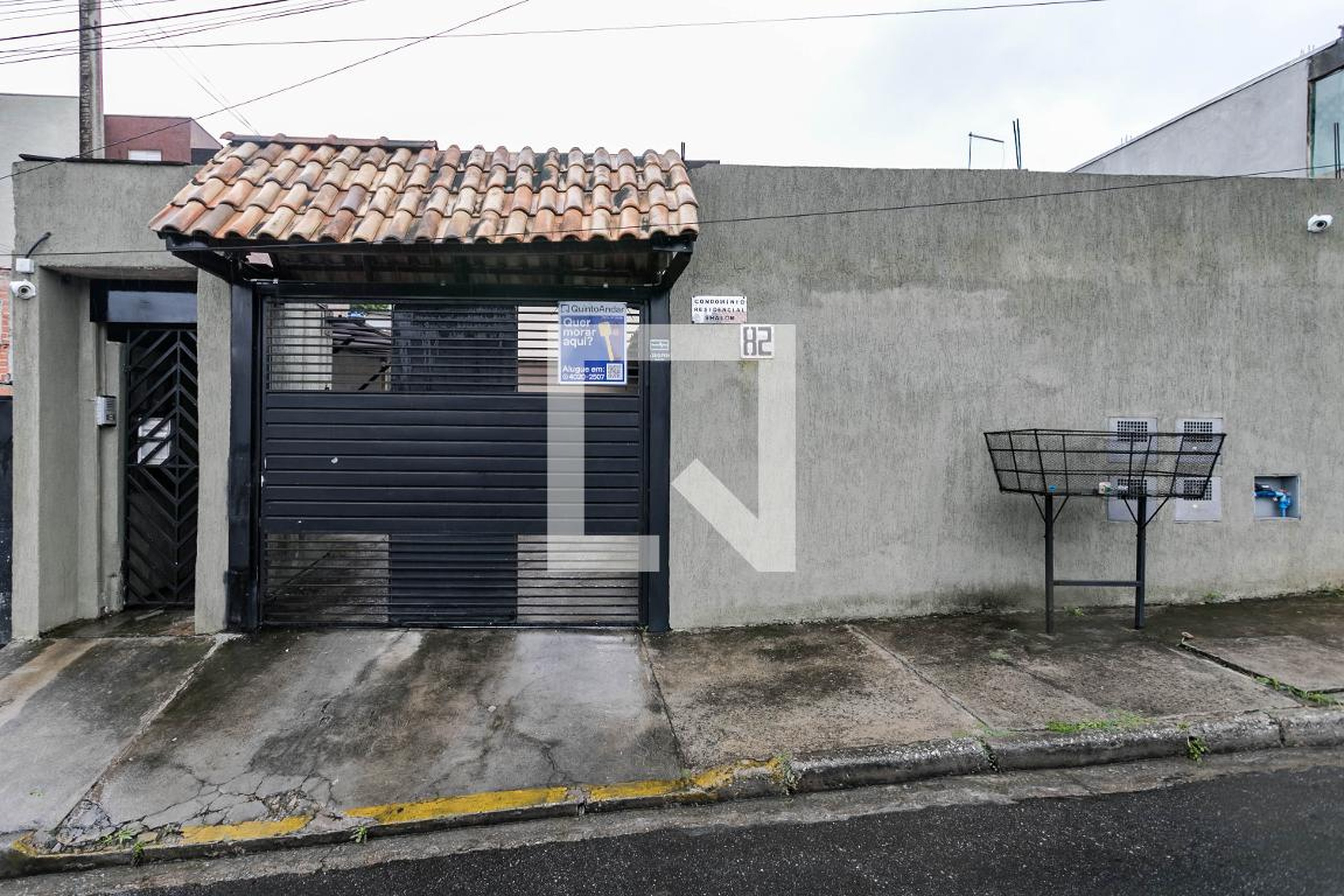 Fachada Condomínio em Rua João da Cruz Braga, 82