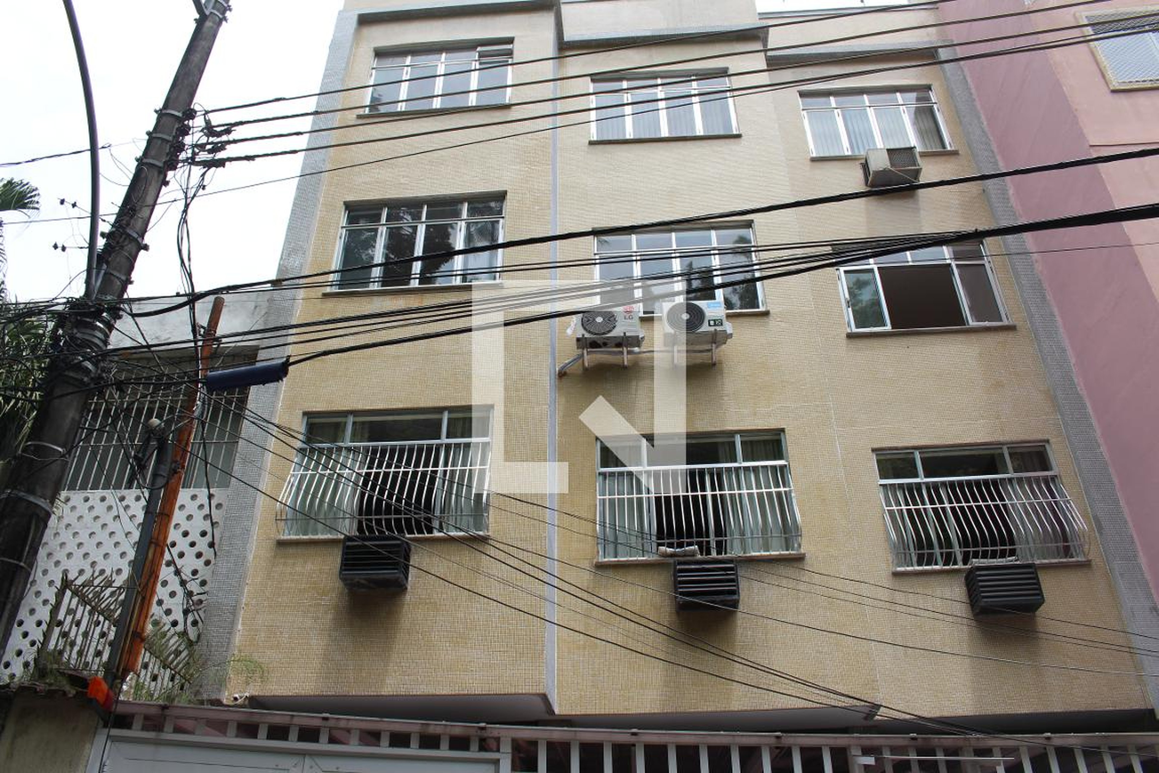 Fachada do Prédio Edifício Armando Barcelos