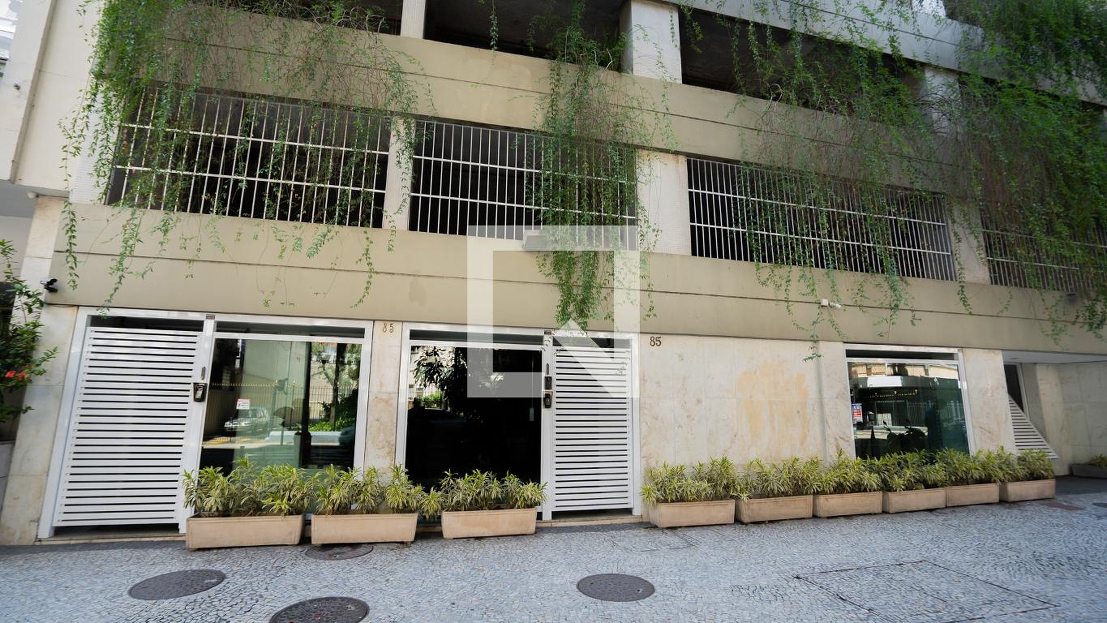 Fachada Condomínio Via Del Corso