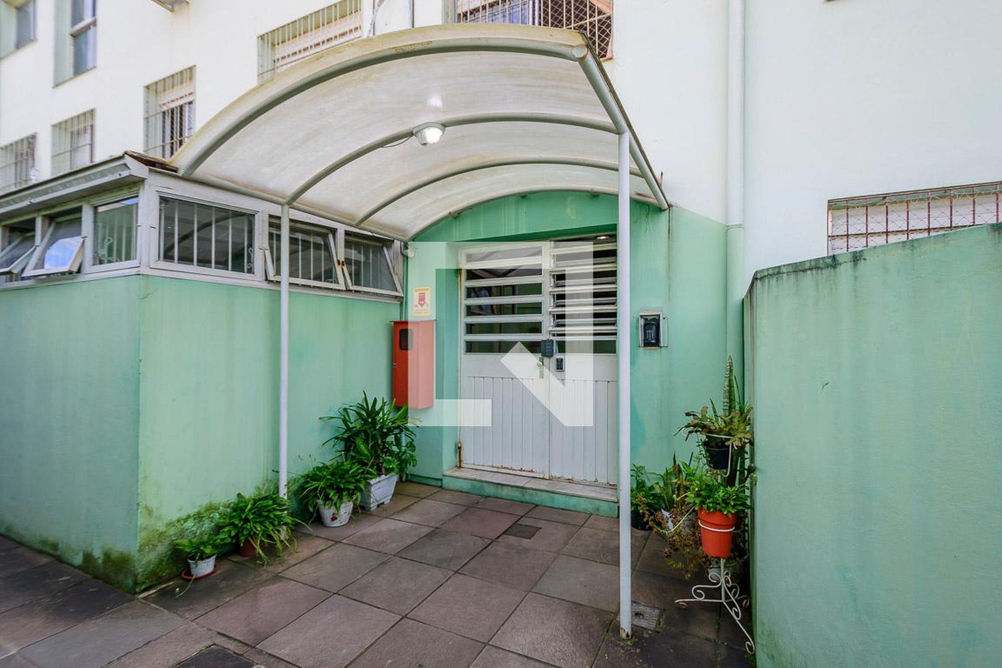 Fachada do Prédio Condomínio em Rua Doutor Pereira Neto, 900