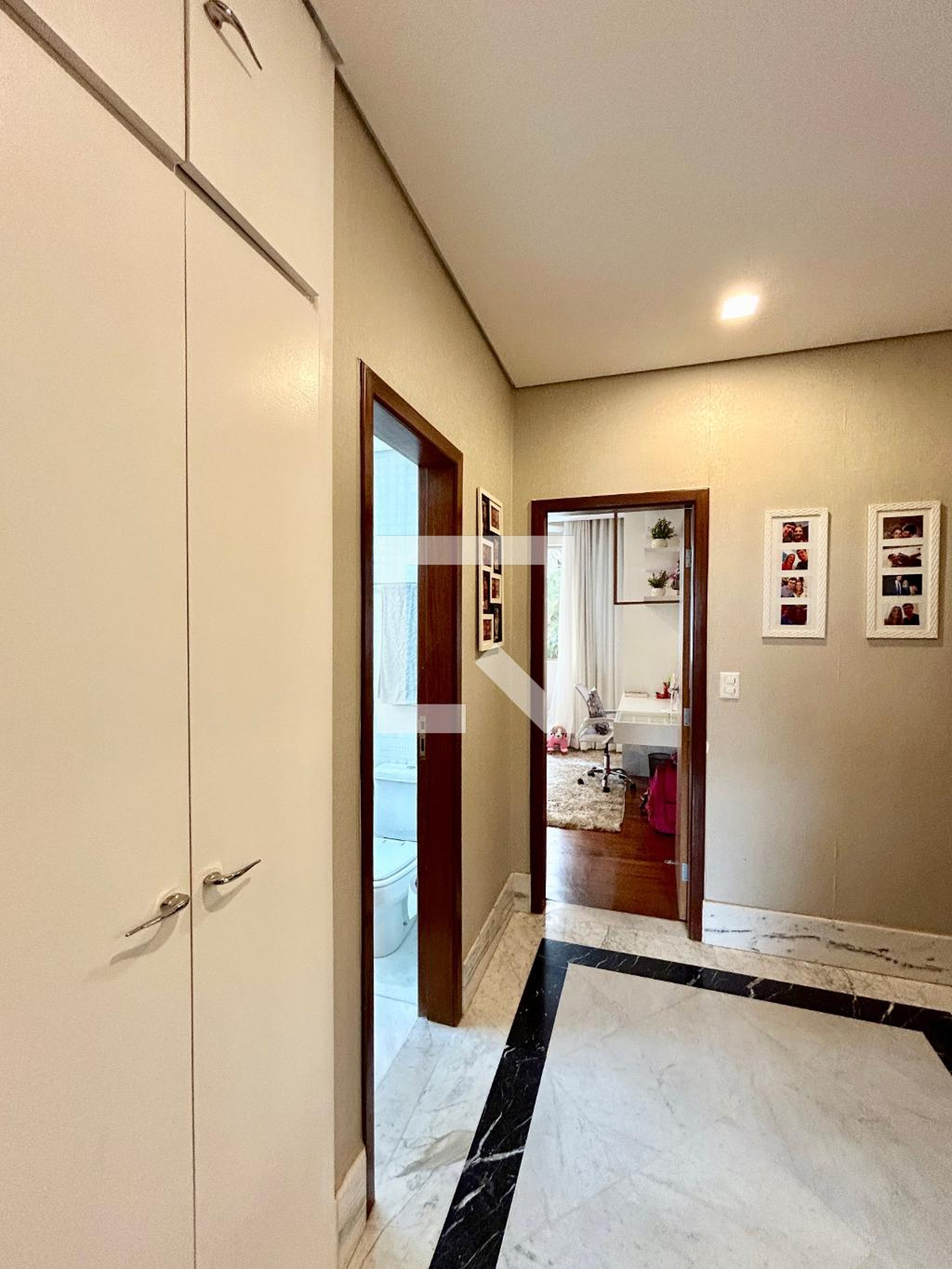 hall Condomínio em Rua Doutor Astolpho Vieira de Rezende, 177