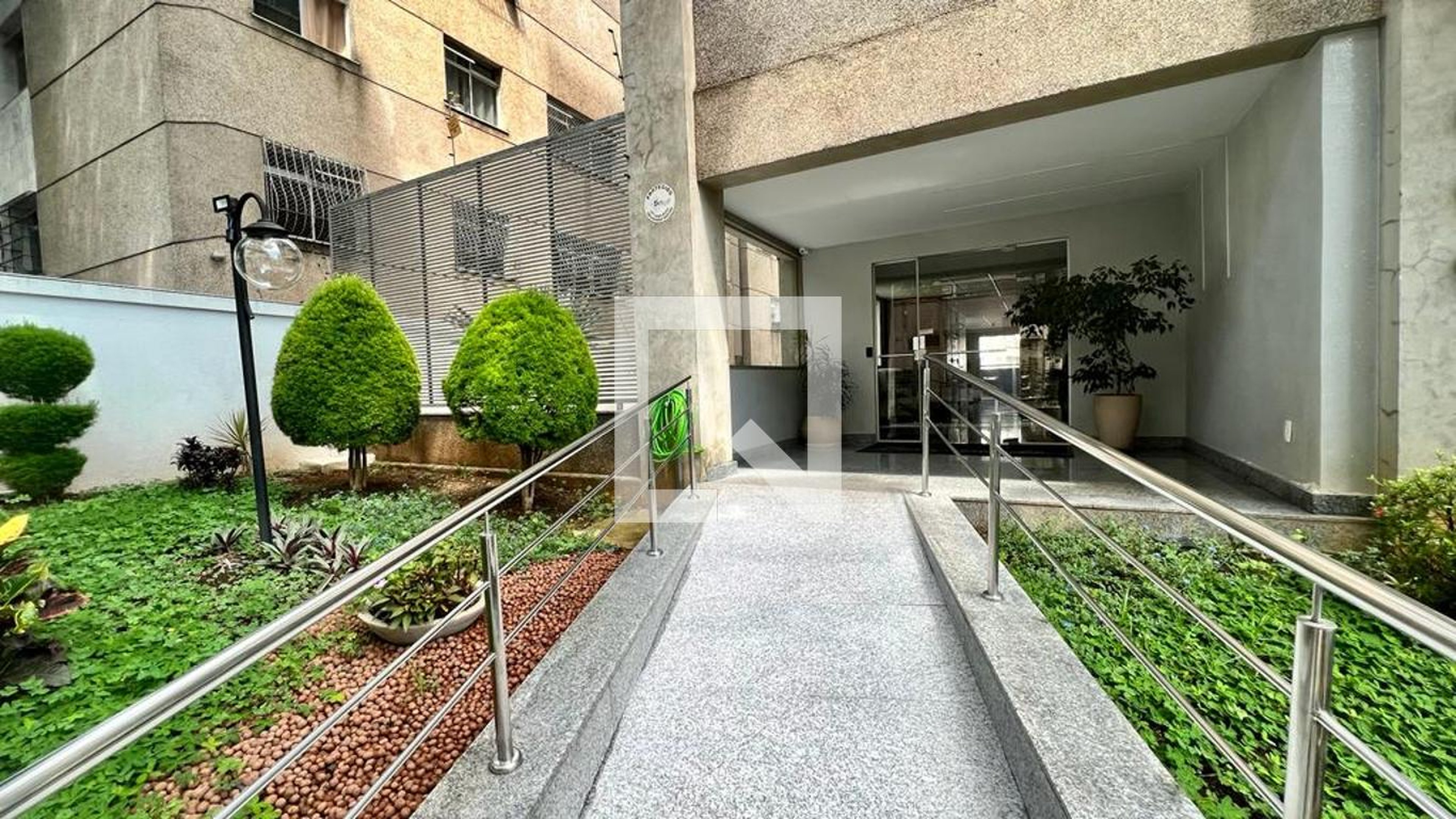 Fachada Condomínio em Rua Ana de Carvalho Silveira, 269