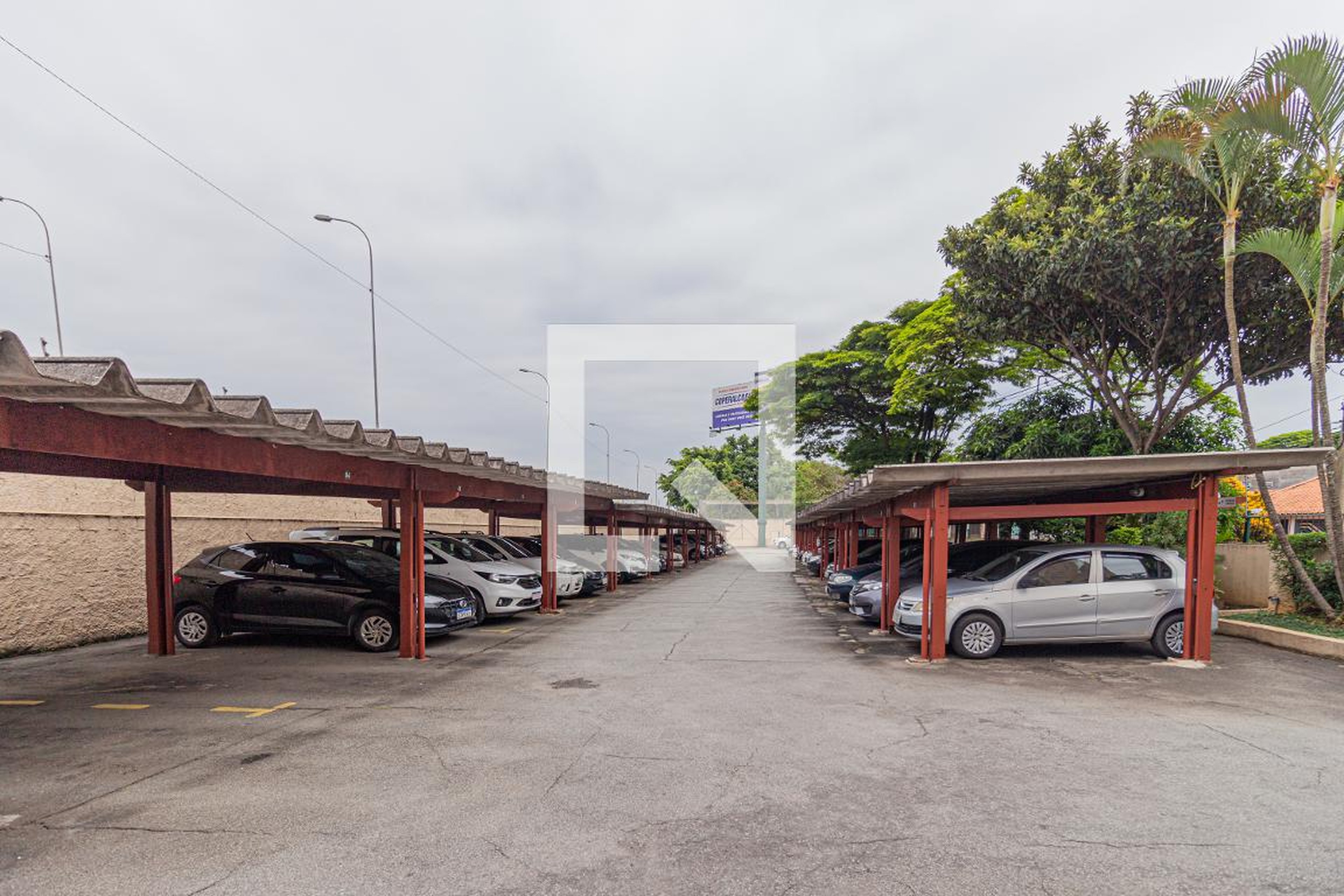Estacionamento - Residencial Seringueiras