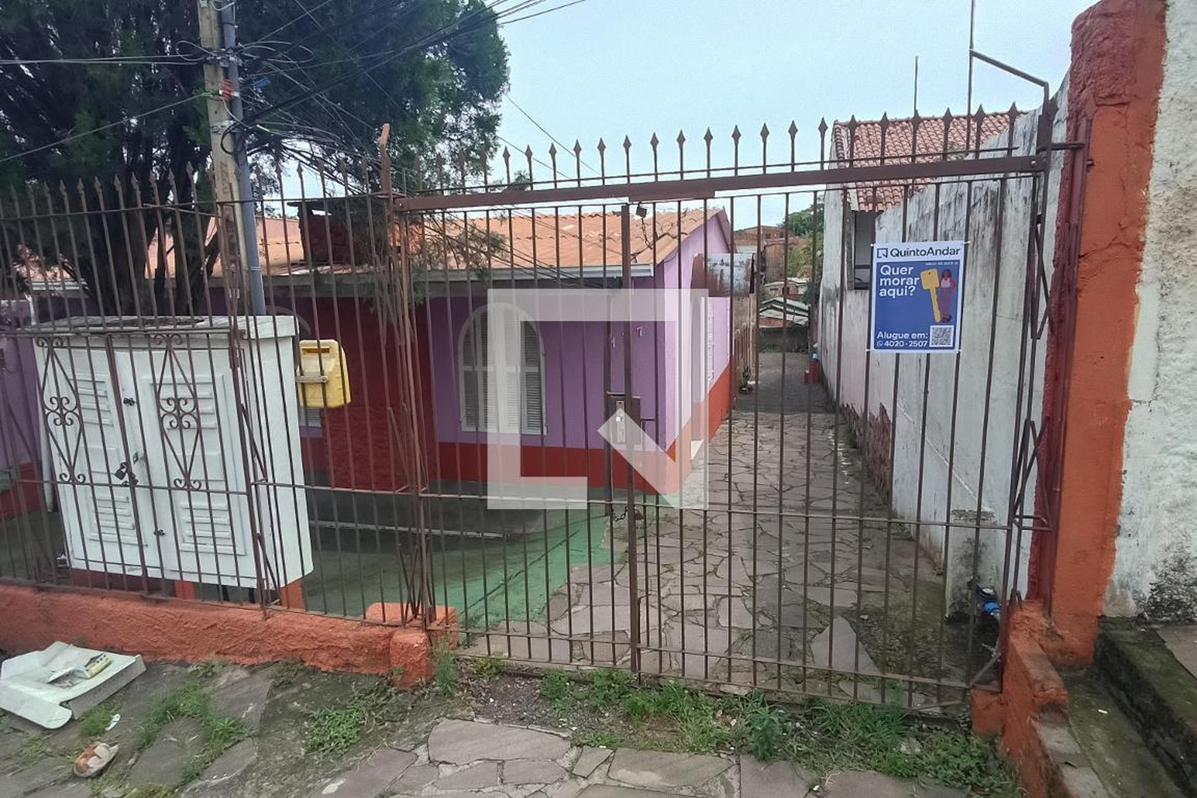 Fachada do condomínio Condomínio em Rua Dona Malvina, 127