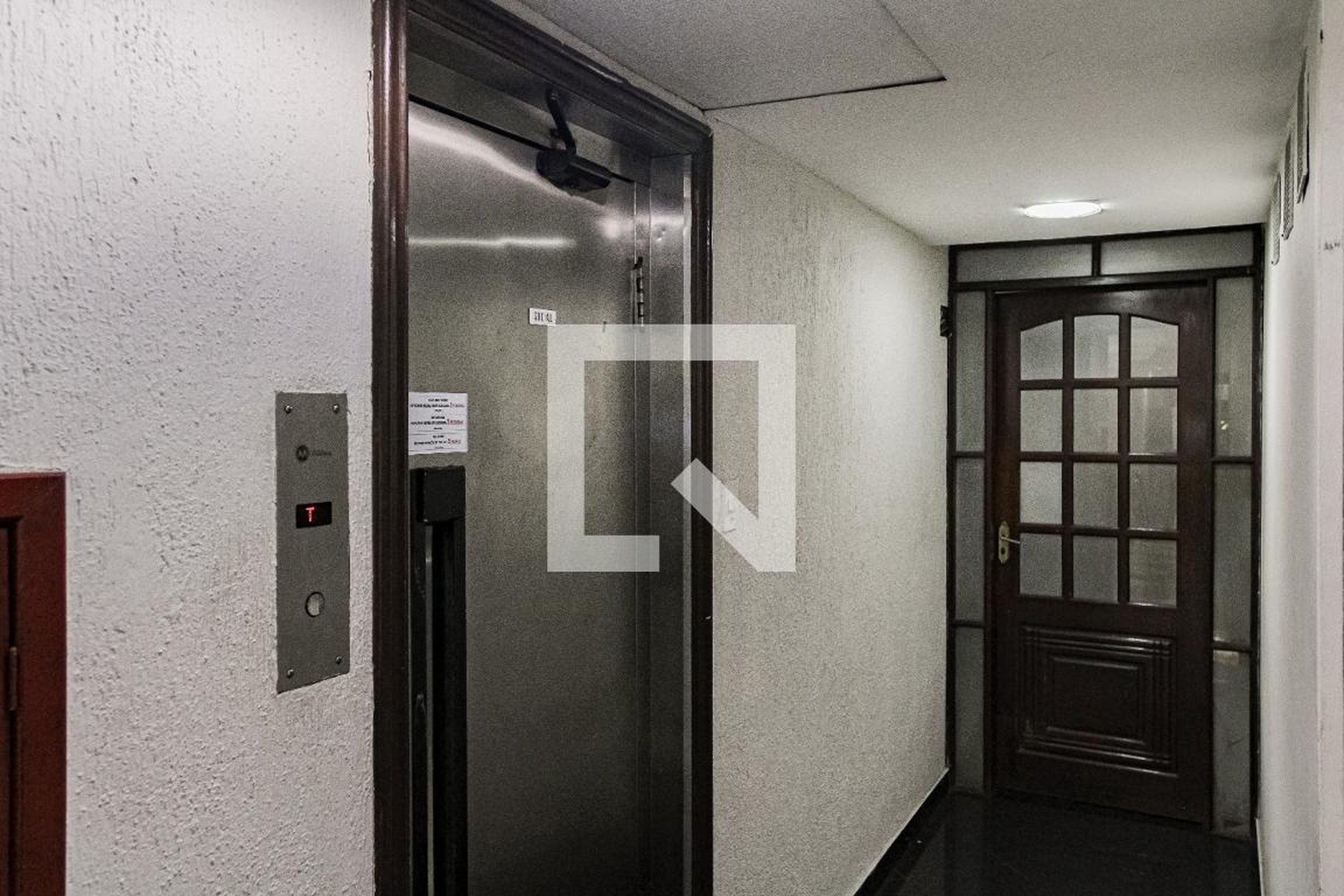 Elevador - Edifício Itabaiana