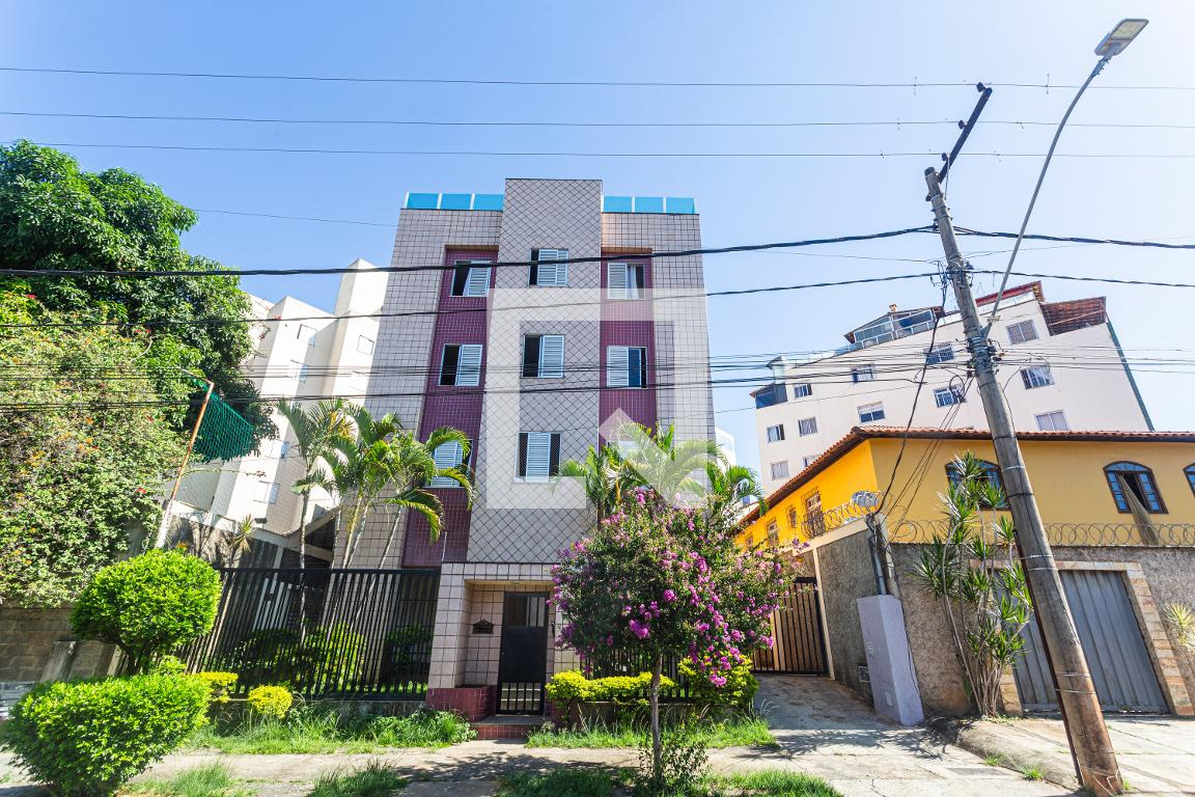 Fachada Condomínio Eldora